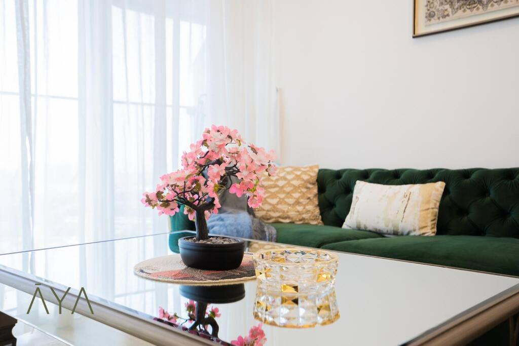 Appartement Elegant 1br Retreat With Rooftop Pool In Jvc By Aya Boutique Dubai