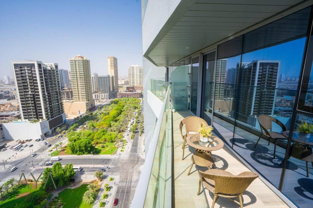 Elegant 1br Retreat With Rooftop Pool In Jvc By Aya Boutique Appartement Dubai