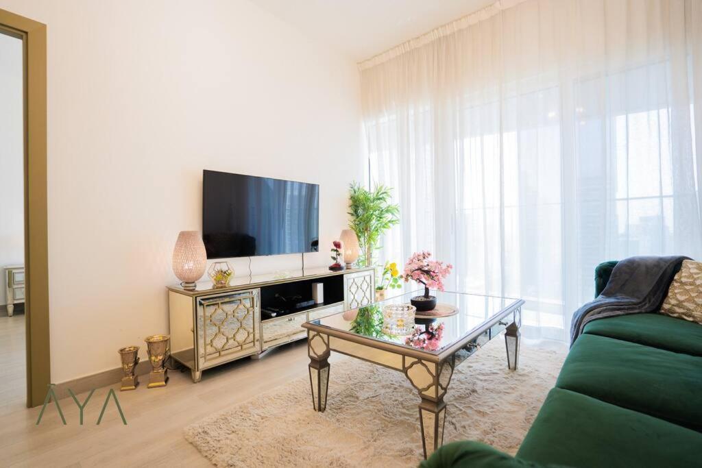 Appartement Elegant 1br Retreat With Rooftop Pool In Jvc By Aya Boutique
