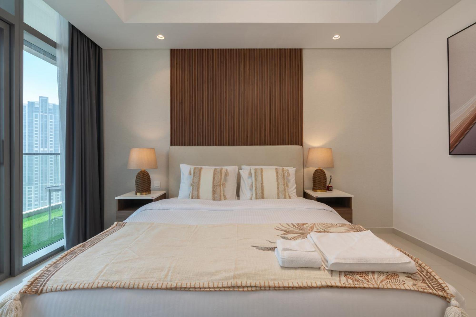 2 Kind Beds - 7mins To Mall - Burj View Lägenhet *