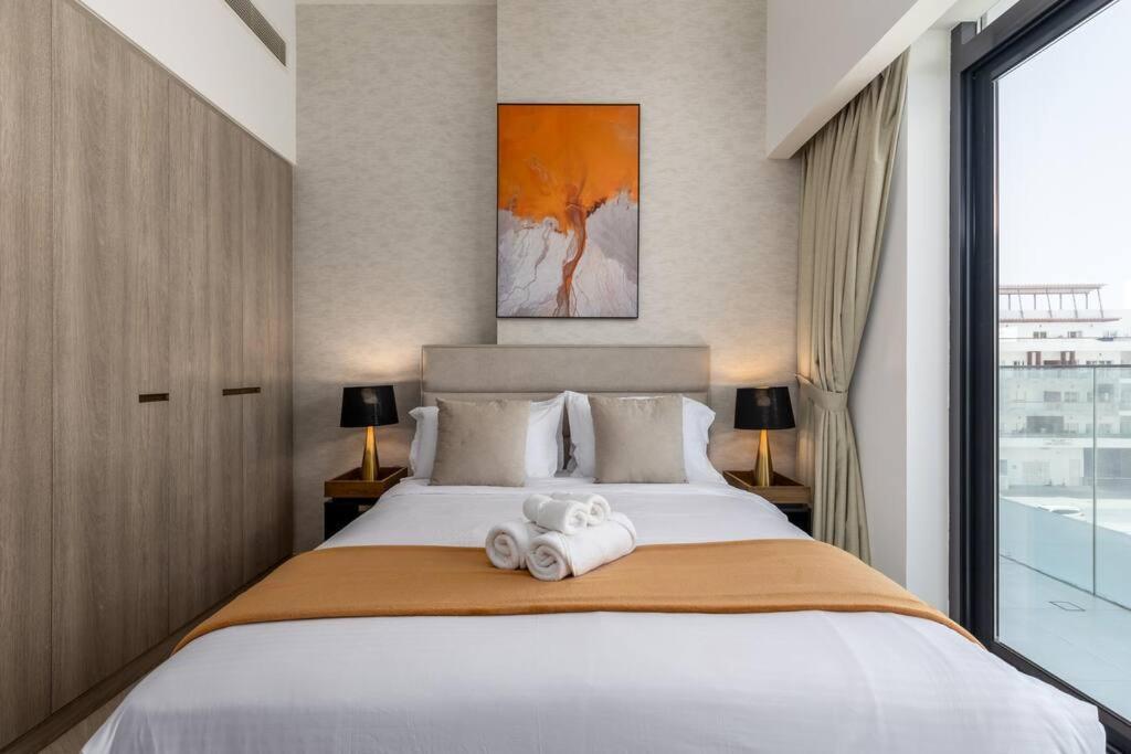 Waves - Tranquil Living 2br In Jvc With Views * Dubai