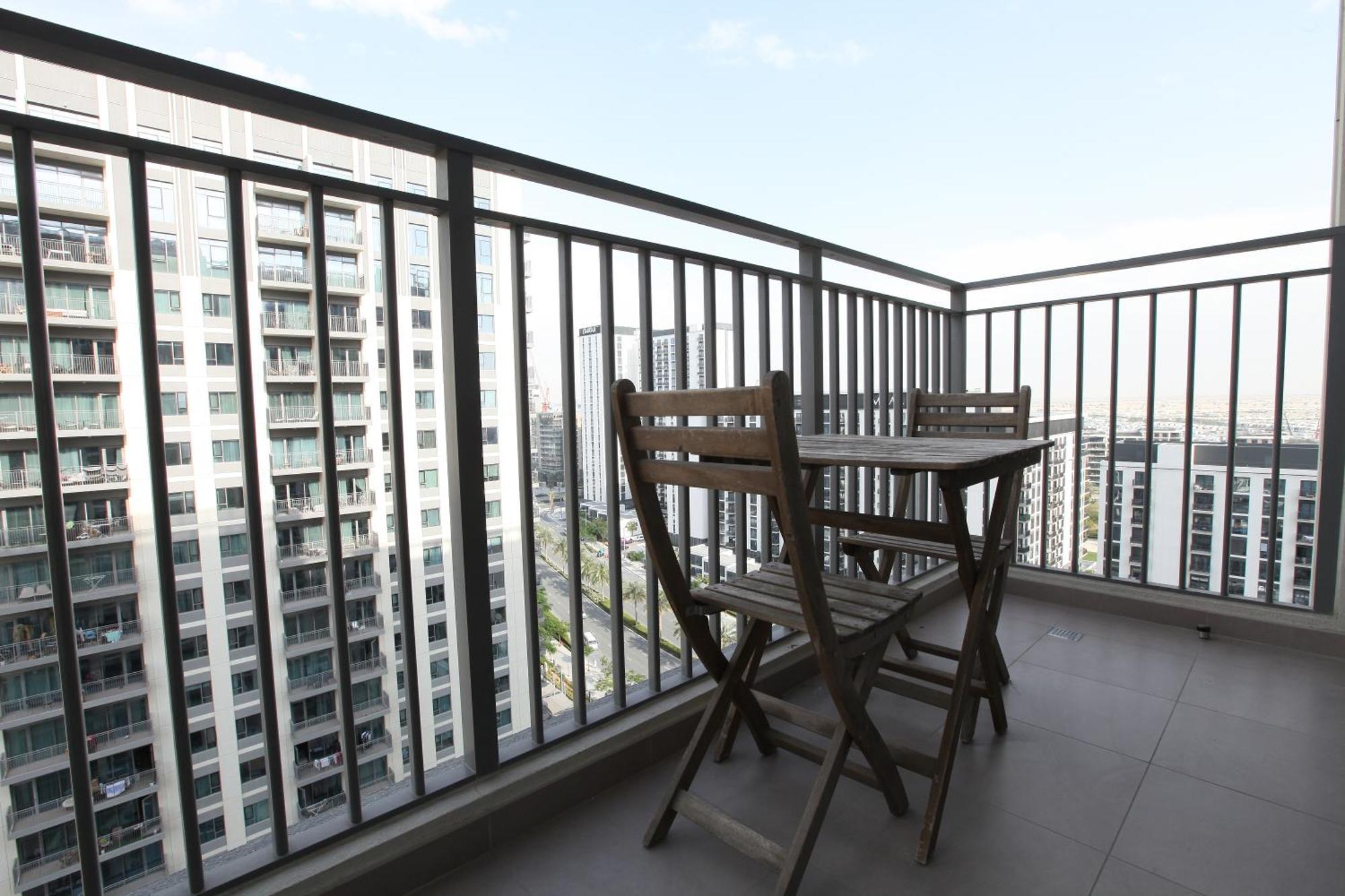 Apartamento Brown Stone - Hills Mall Dubái