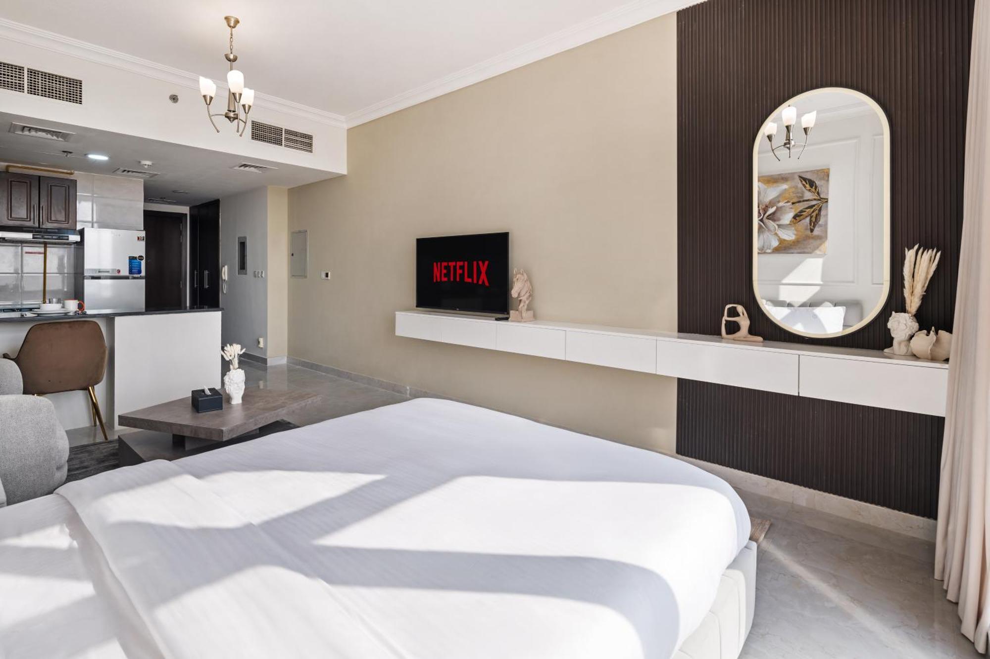 Bright And Airy In Silicon Oasis Dubai