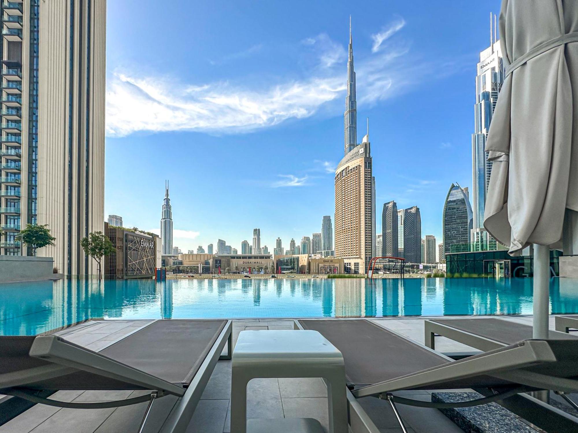 Amazing Burj Khalifa Views With Mall Direct Connection In Downtown Dubai