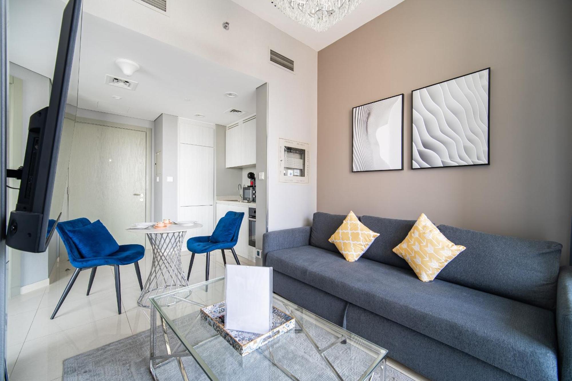 Elegant Escapes - Lavish 1b,dubai Water Canal View