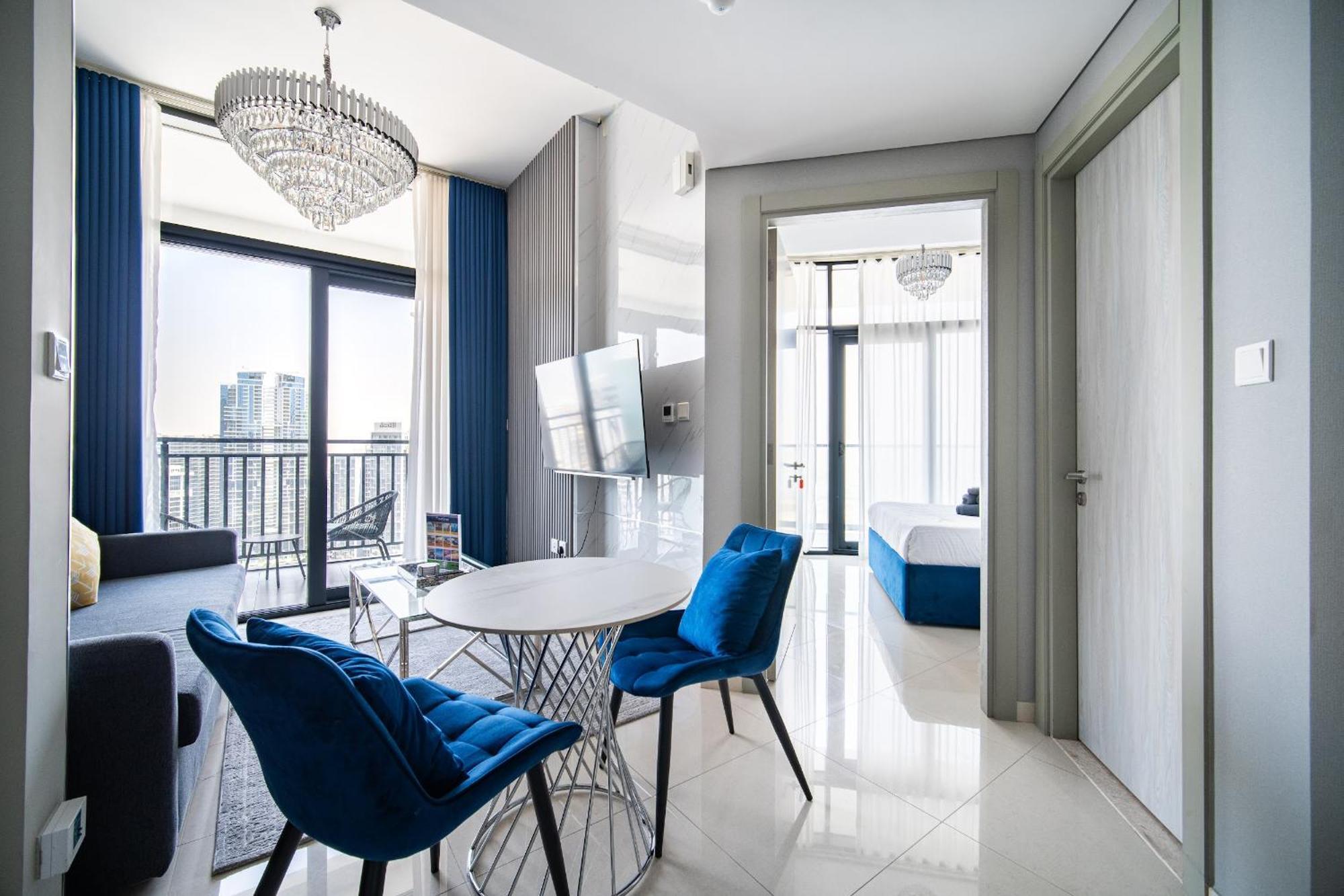 Elegant Escapes - Lavish 1b,dubai Water Canal View Dubaï