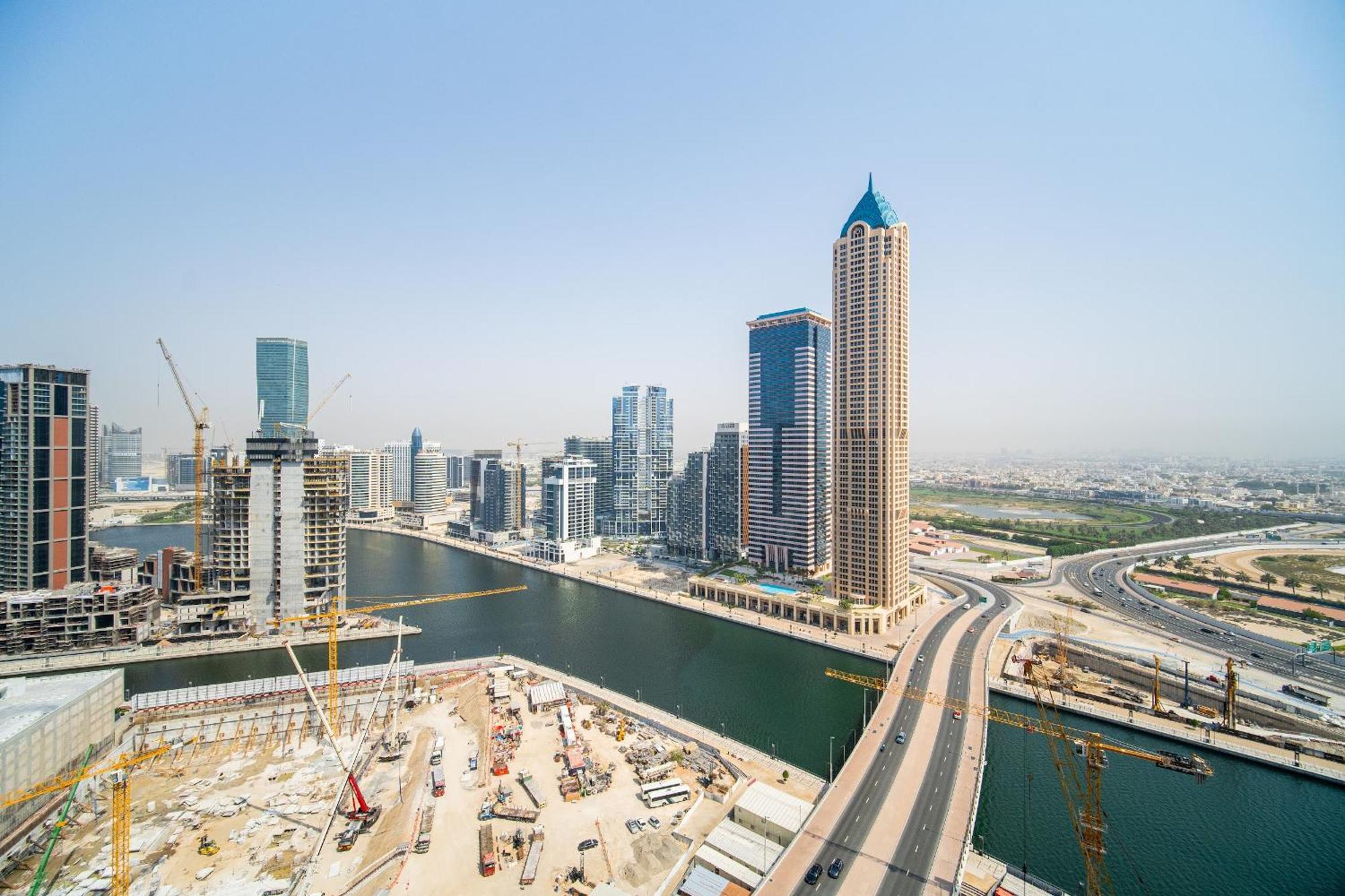 Elegant Escapes - Lavish 1b,dubai Water Canal View