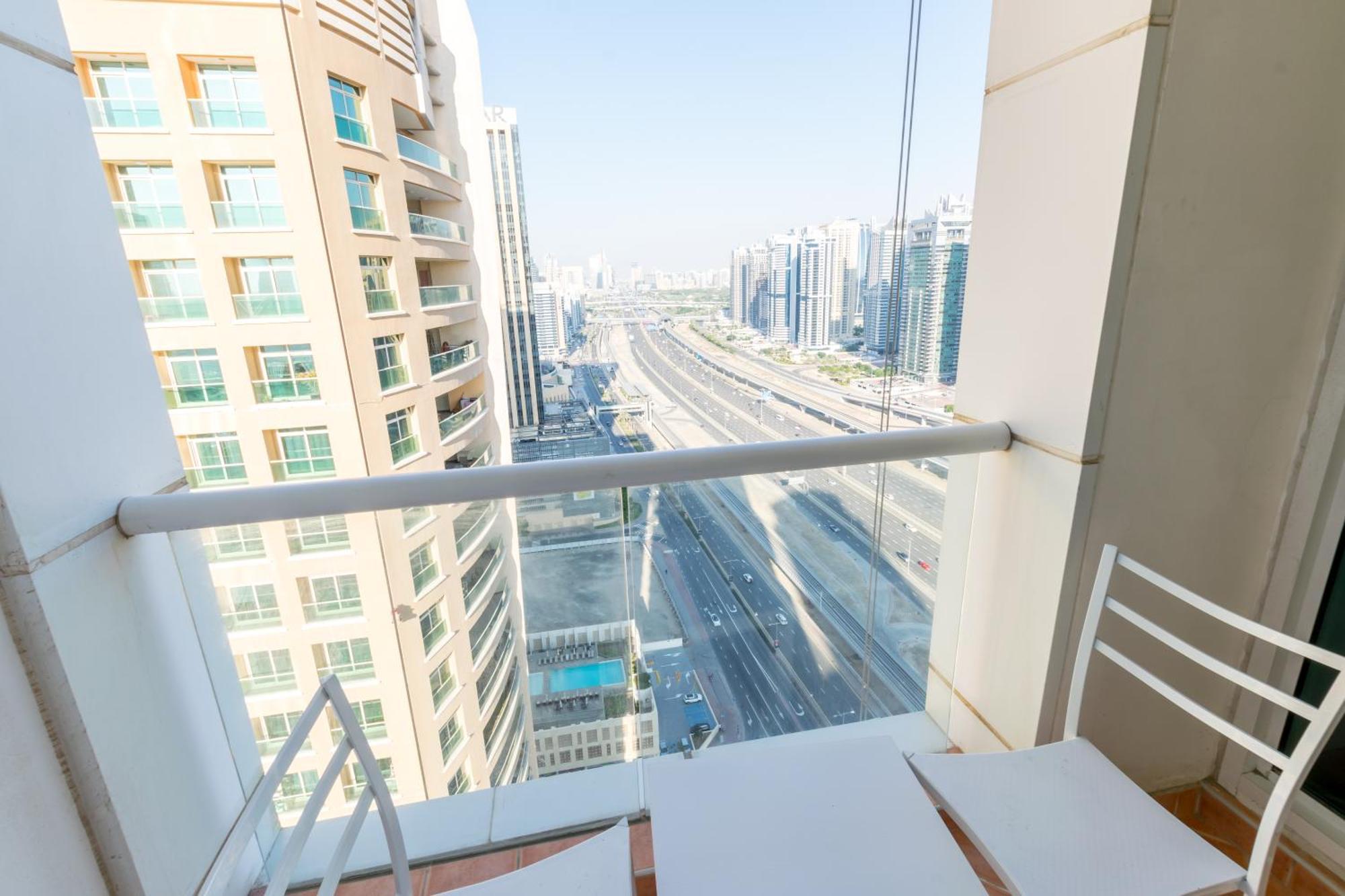 Appartement La Rivera For Ladies *