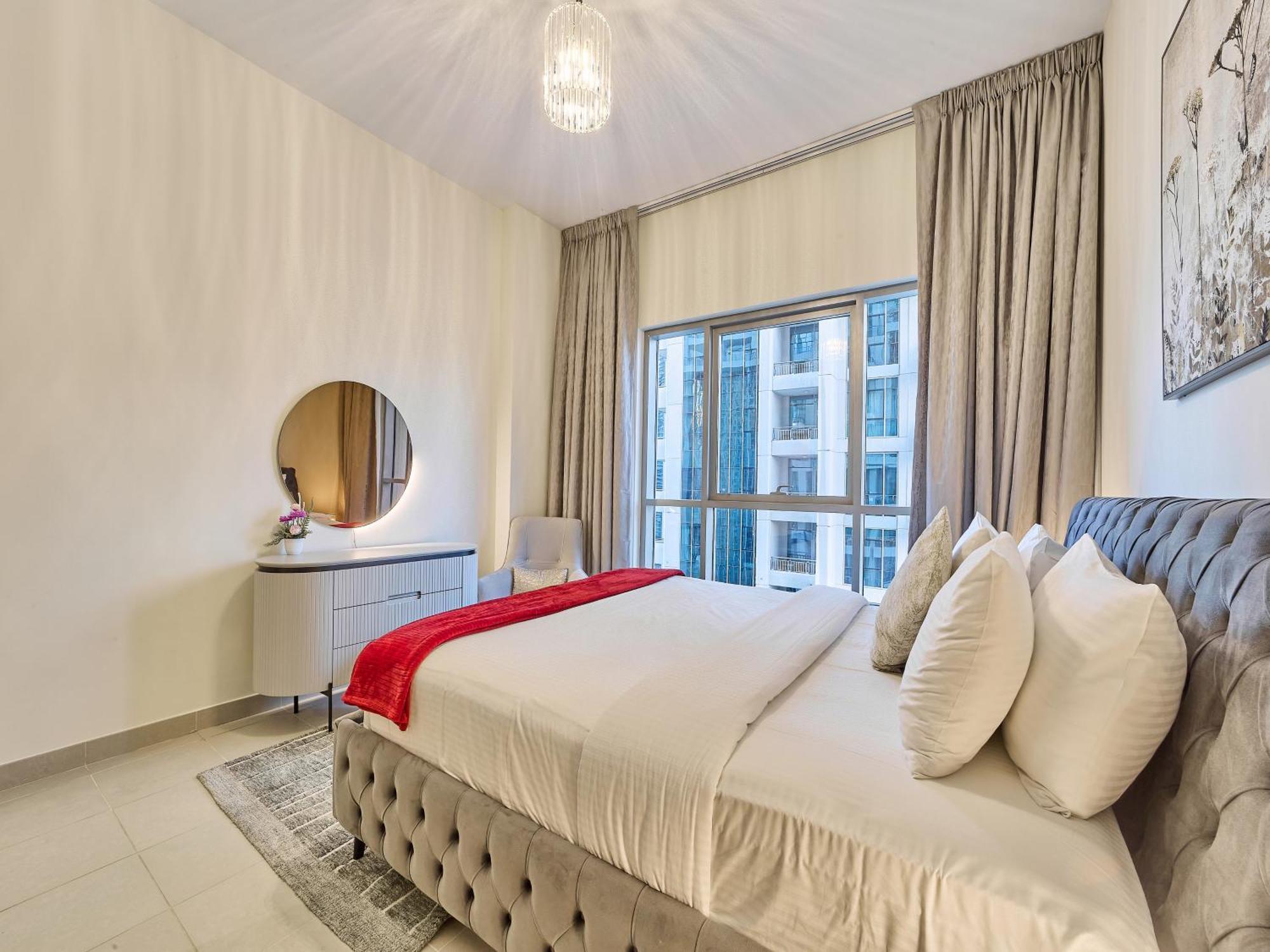 Golden Homes Boulverd 1bhk Blue Heaven Near Mall & Burj Khalifa Downtown