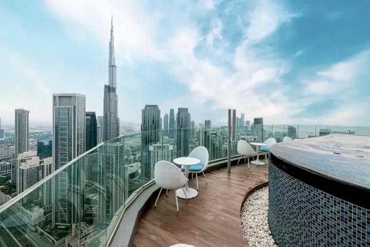 360 Downtown Luxury Apt- Infinity Pool Burj View Dubaï