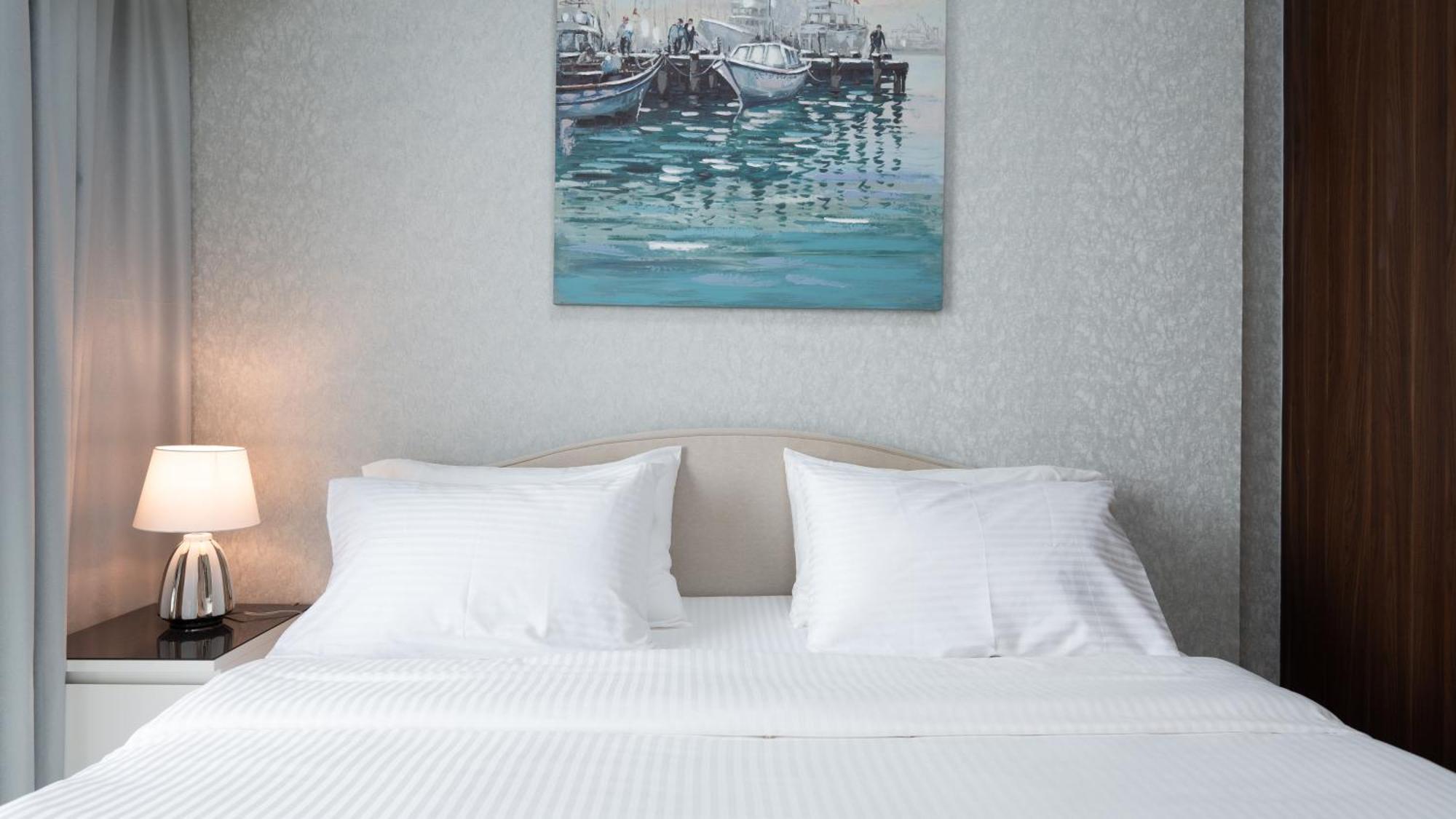 Luxury 2br With Burj View Gym & Pool Apartamento *