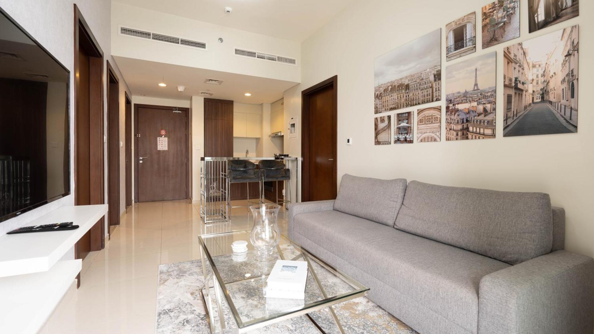 Luxury 2br With Burj View Gym & Pool * Dubái