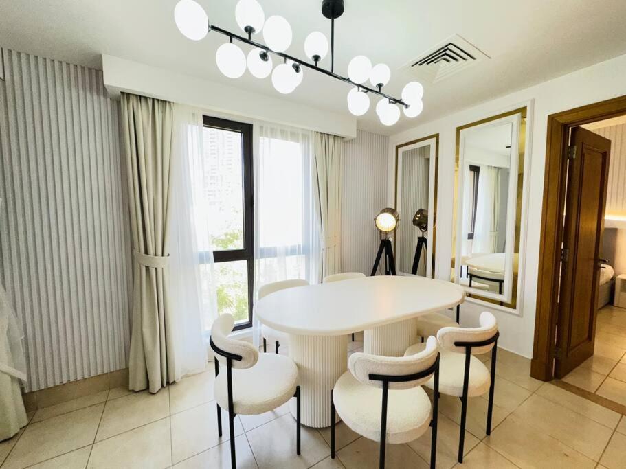 Burj Khalifa Downtown Luxury 2 Bed Close To Mall Apartamento *