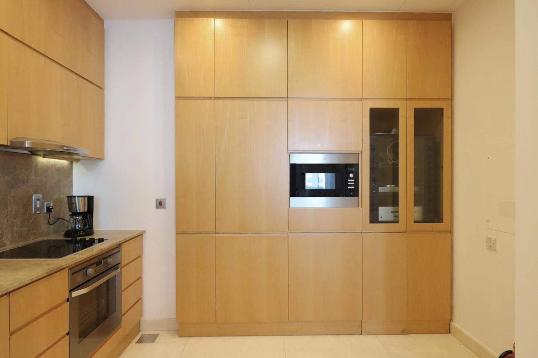 Apartment Livbnb - 1br With Sea View & Access Dubai