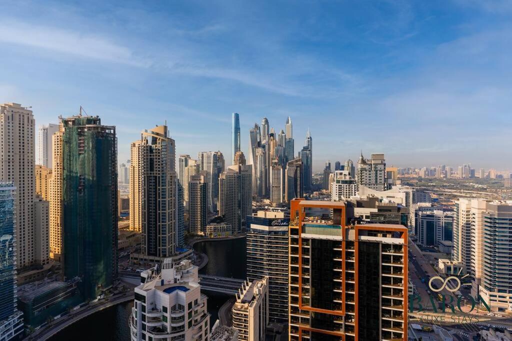Spectacular Jw Marriott Marina Appartement