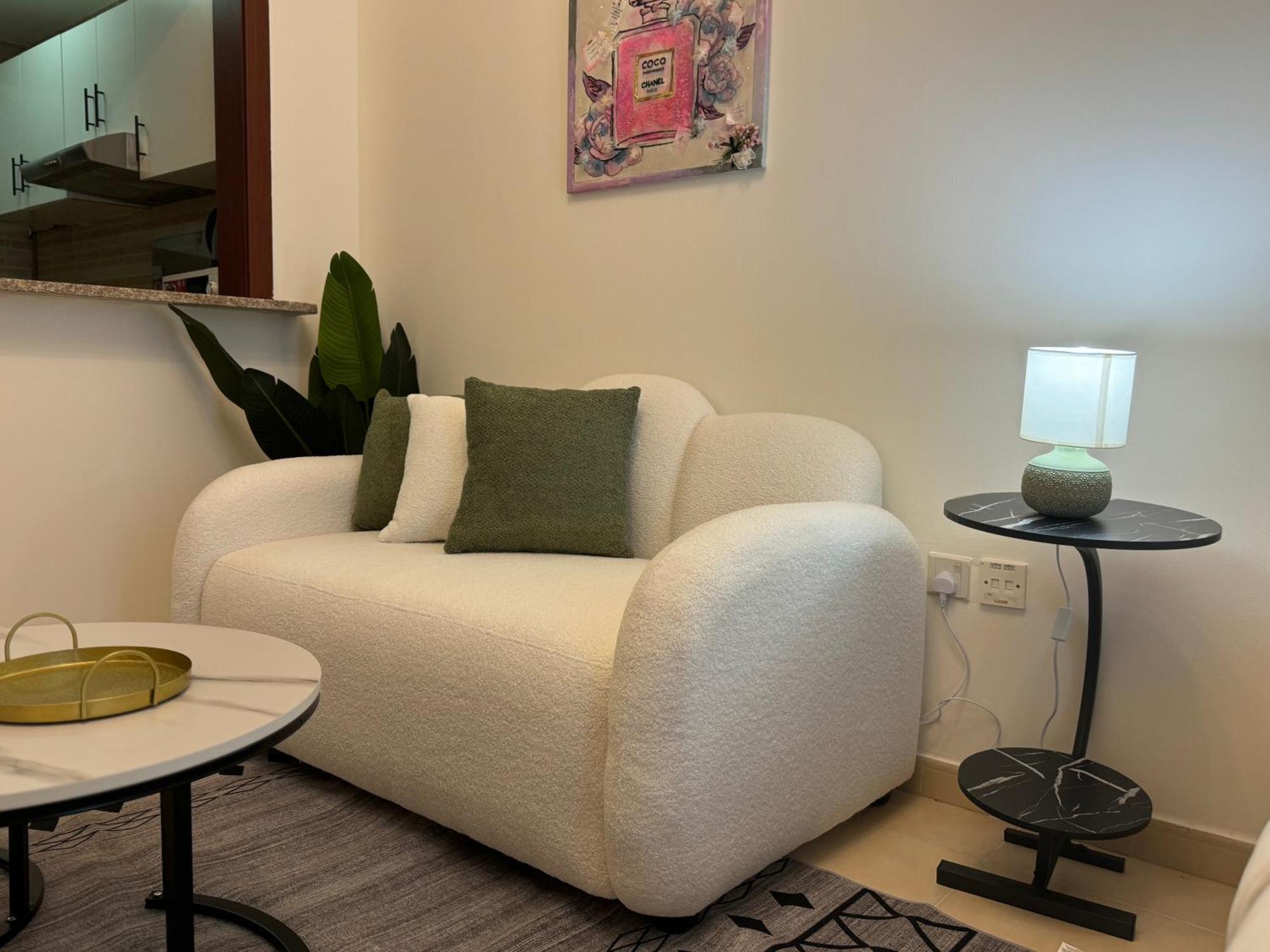 Apartament Ashri Homes In Production