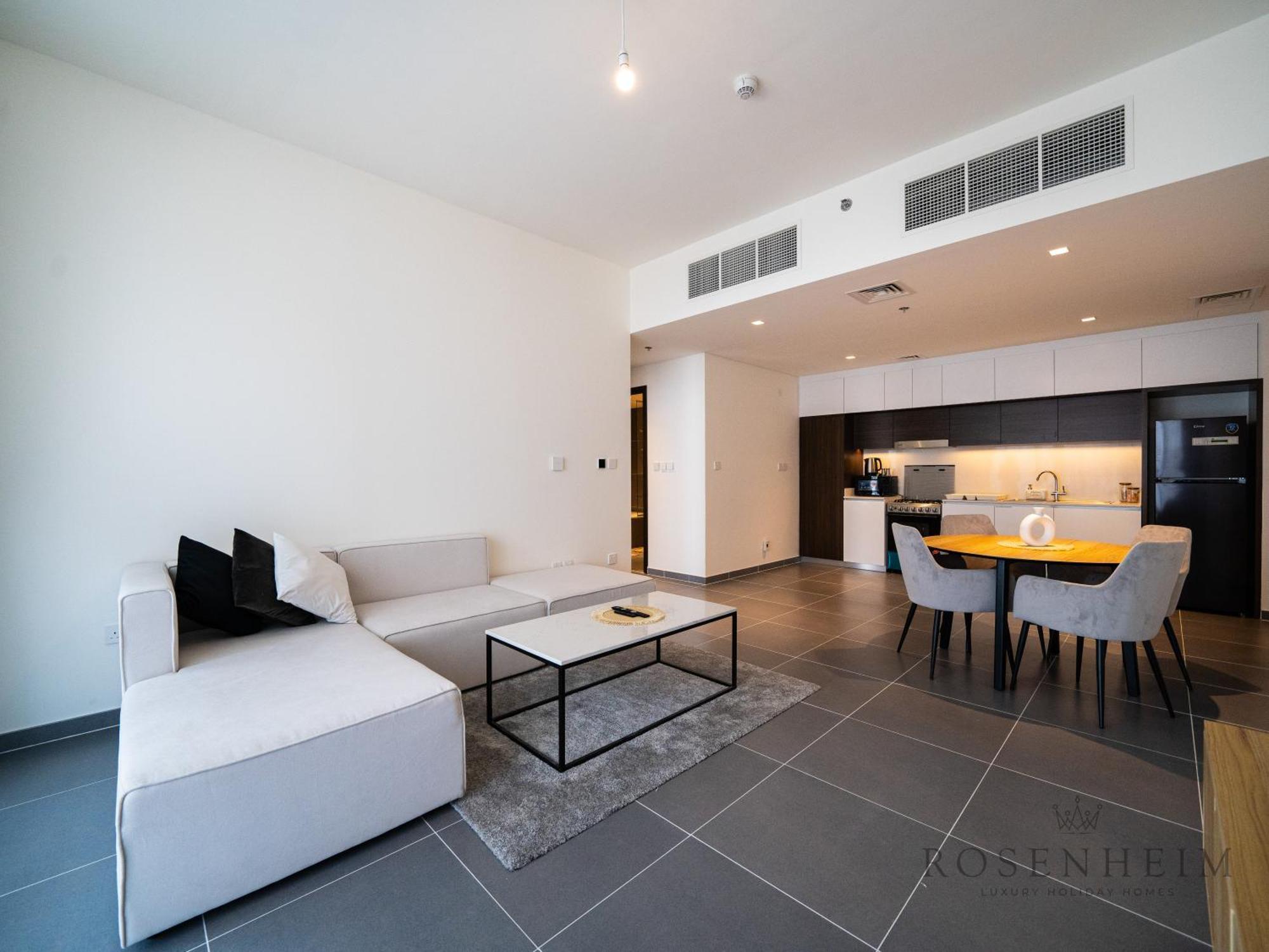 Rosenheim - Refreshed 1 Bedroom In Creek Harbour Appartement *