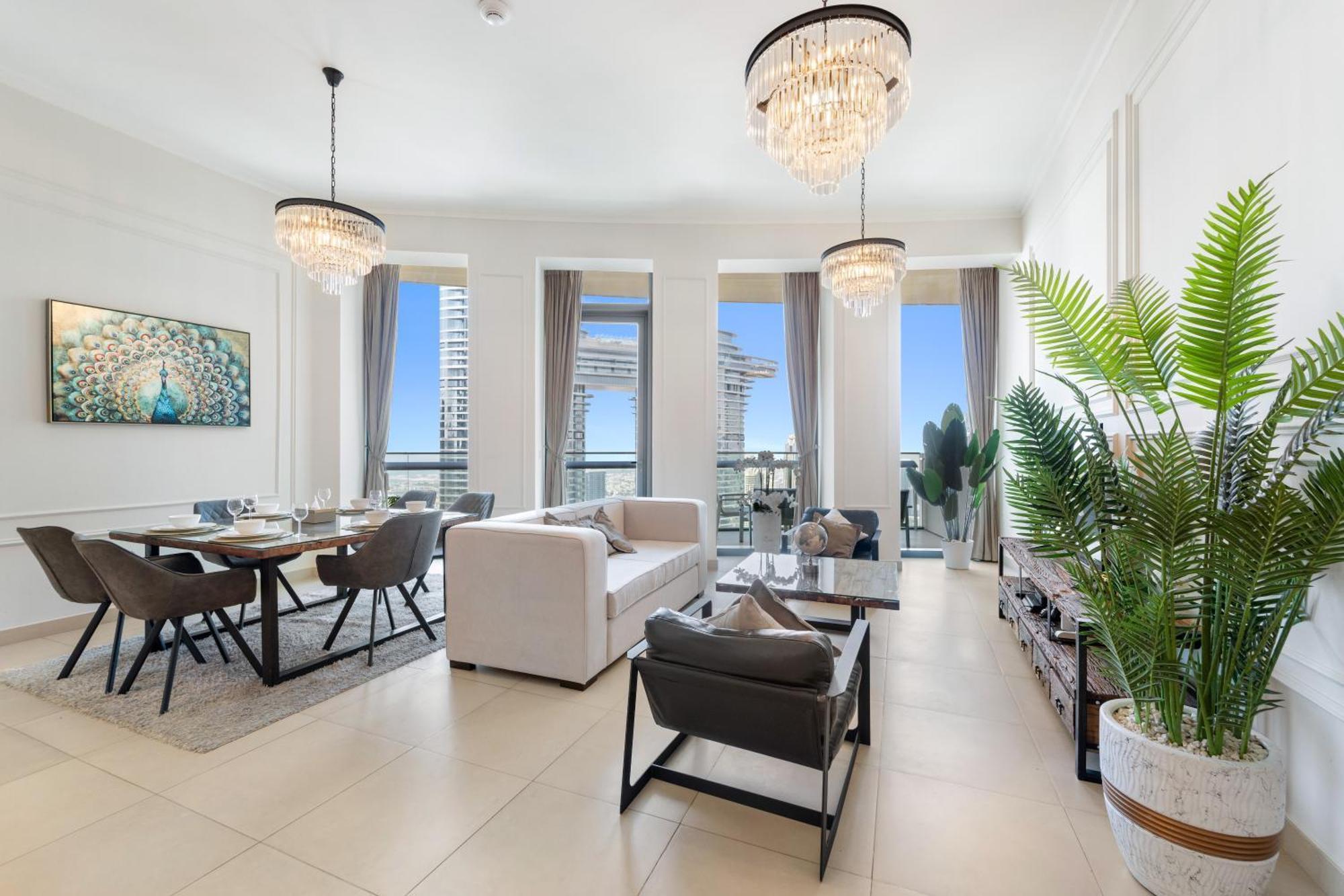 Walk To Dubai Mall 2Br With Skyline View Pool