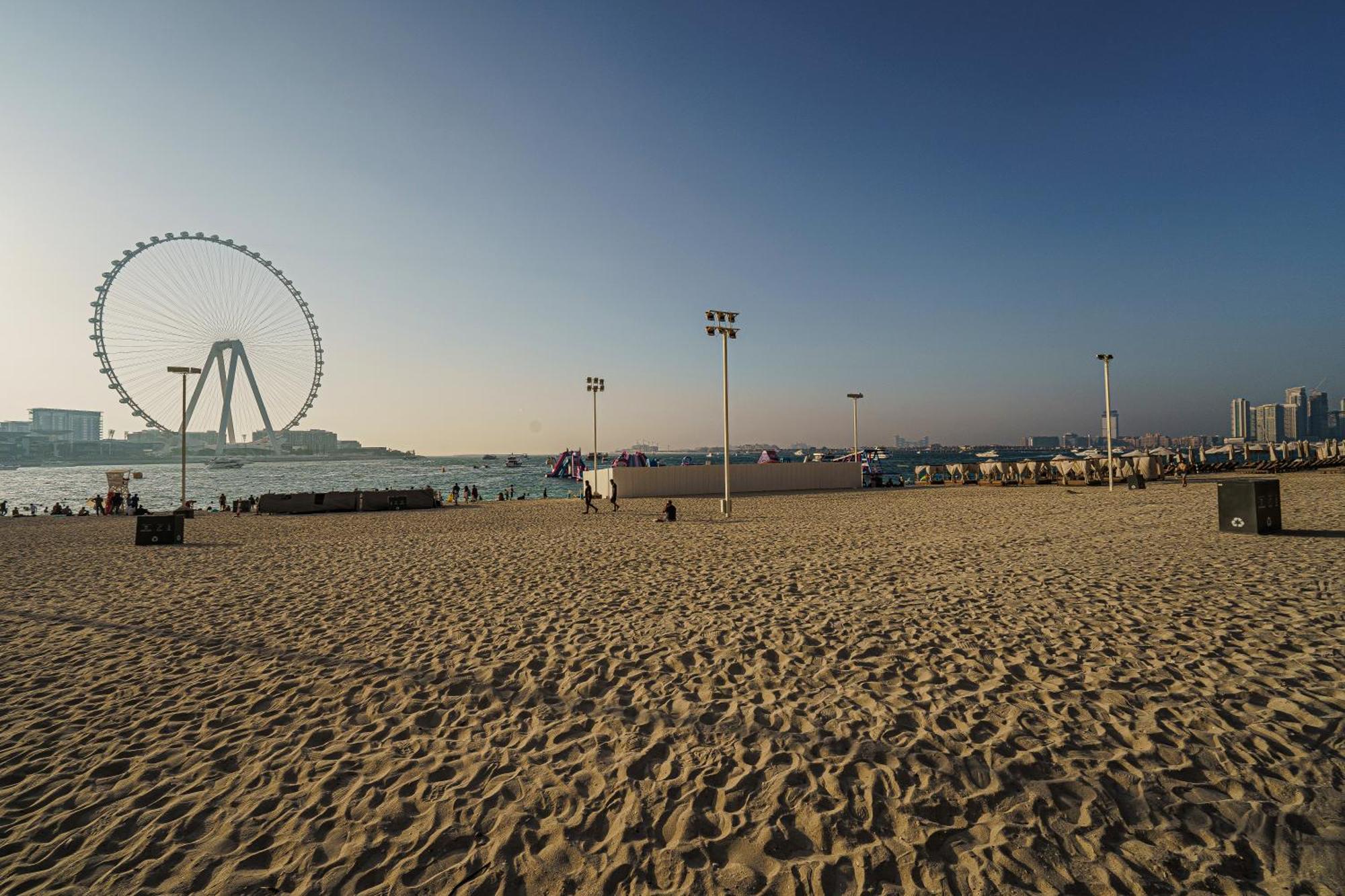 First Class In Heart Of Jbr, Steps To The - 121 Living * Dubai