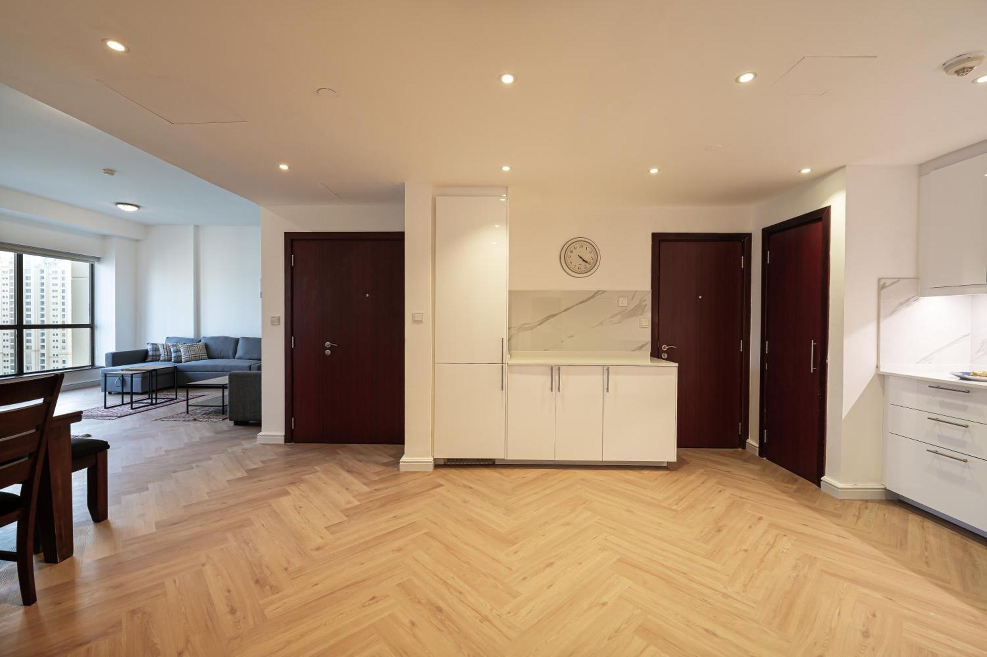 First Class In Heart Of Jbr, Steps To The - 121 Living Apartamento Dubai