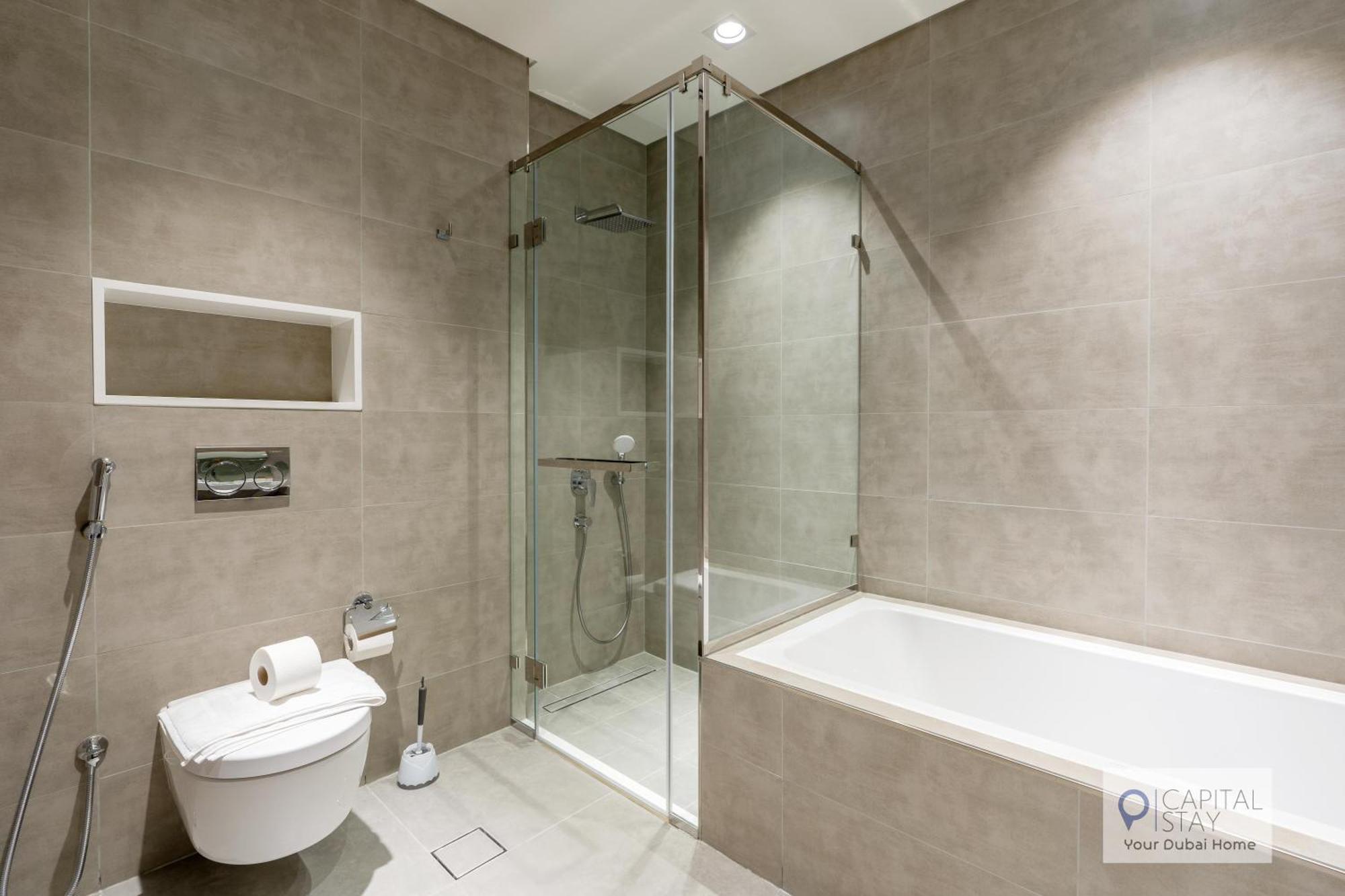 2 Bed In District One - Lagoon Views Dubái