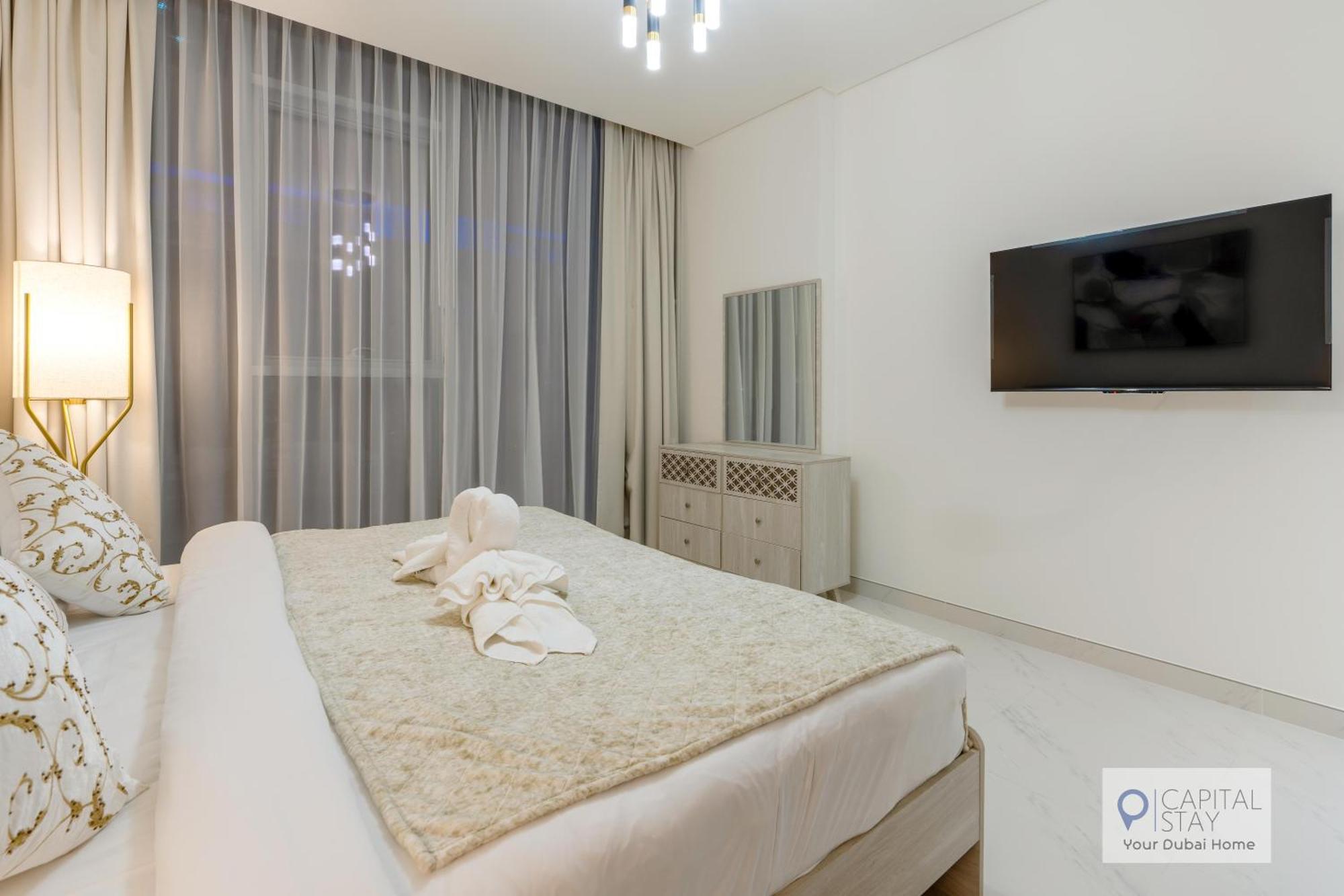2 Bed In District One - Lagoon Views Dubái