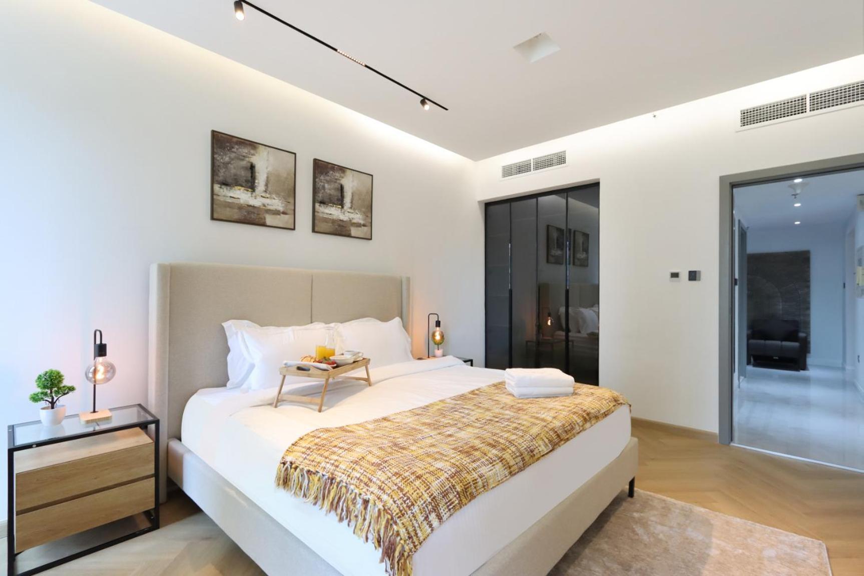 Livbnb - 2b With Modern Interiors, Emaar Boulevard Appartement Dubaï