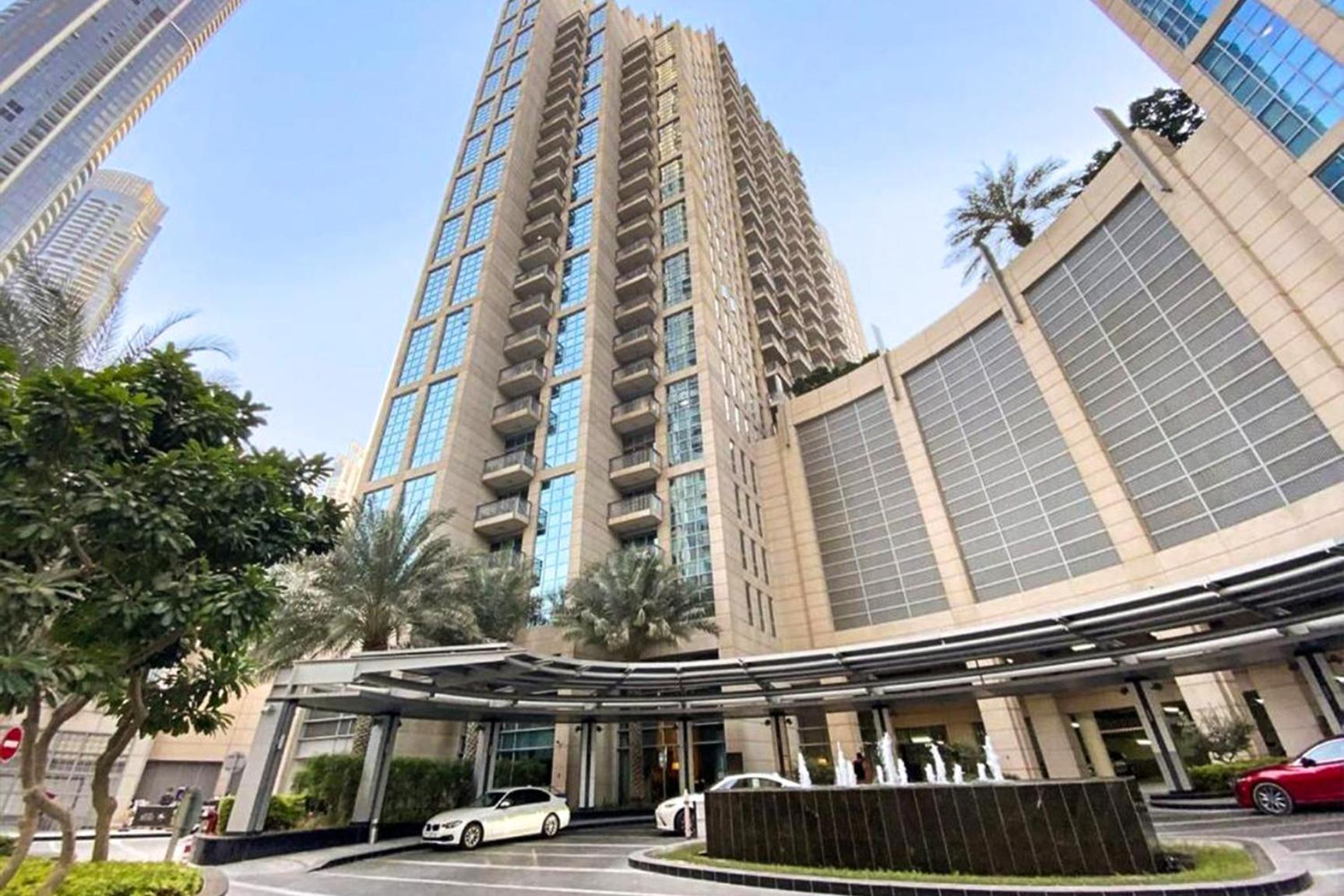Livbnb - 2b With Modern Interiors, Emaar Boulevard