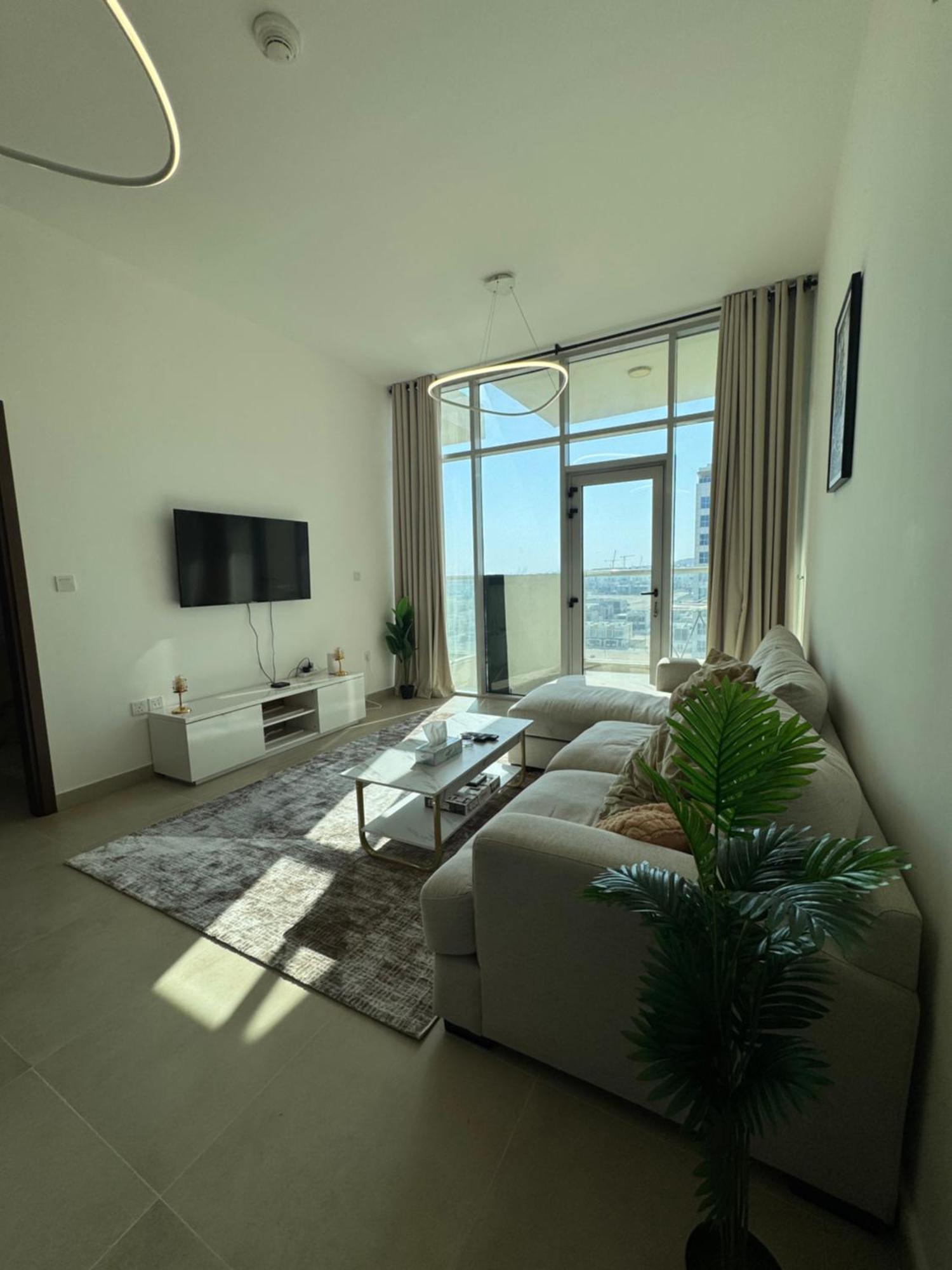 Cozy 1 Bedroom - Pool-gym, Close To Metro Appartement