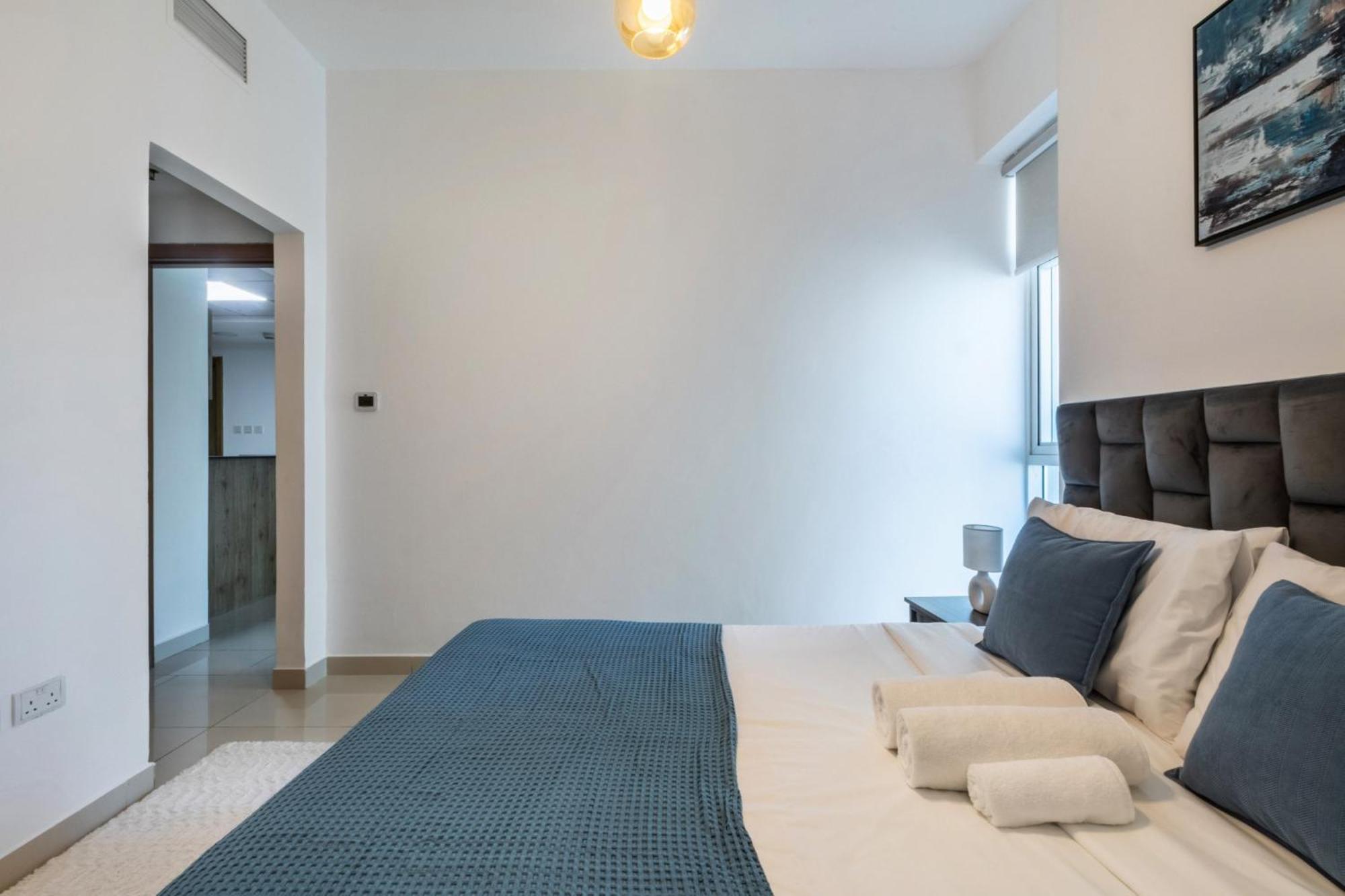 Apartment Shoresinn - Heavenly Escape With Marina View Dubai