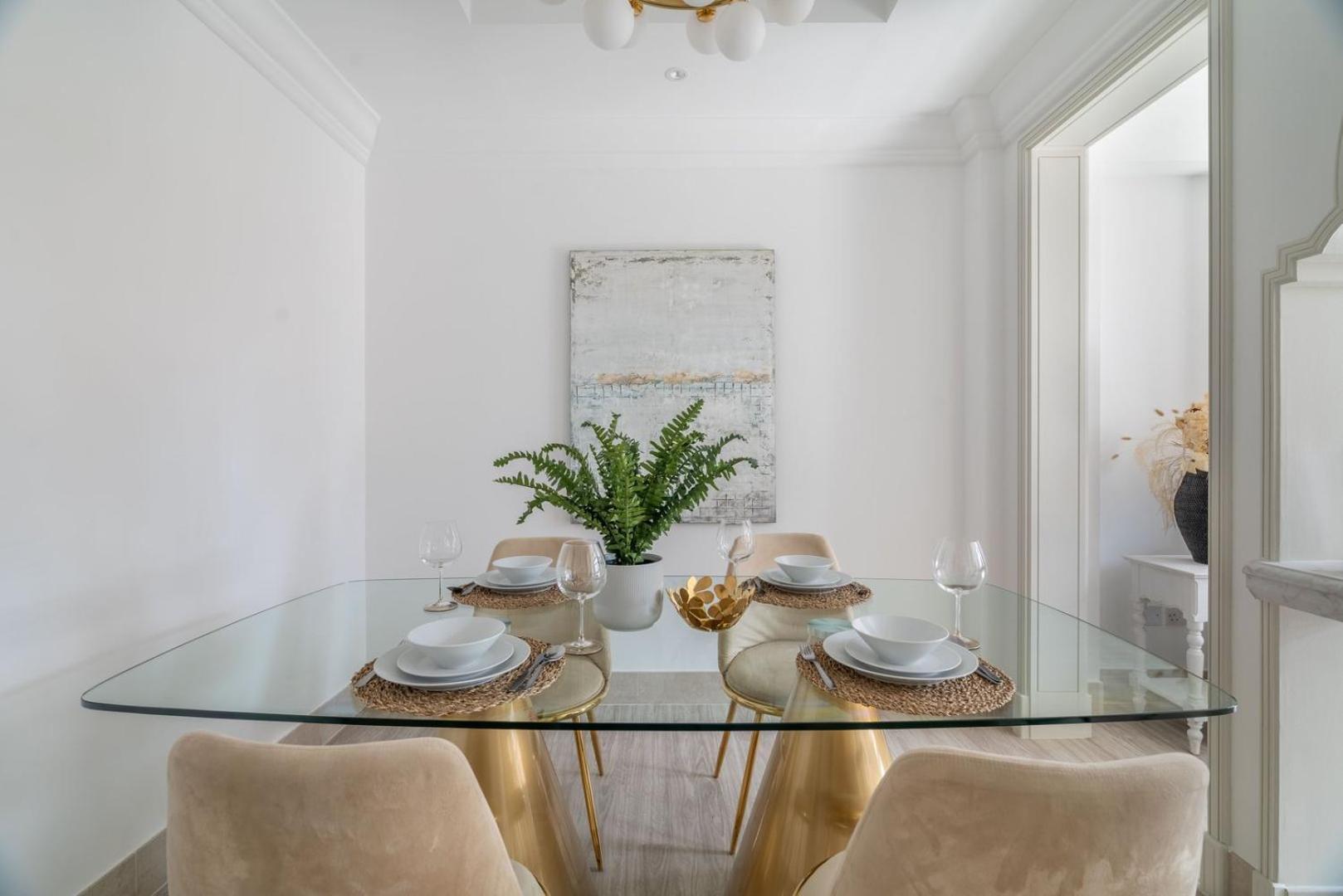 Guestready - Downtown Lux Near Burj Khalifa Apartment *
