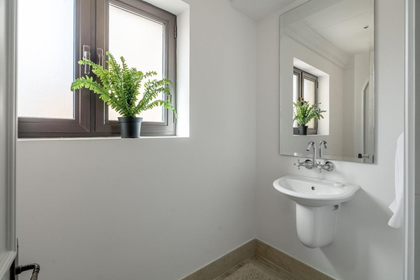 Guestready - Downtown Lux Near Burj Khalifa Apartment