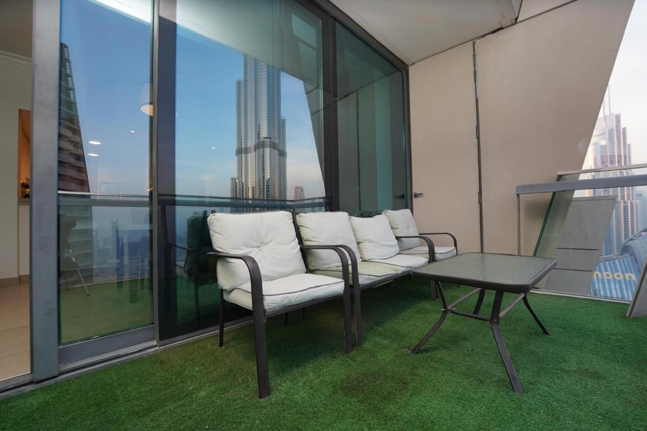 Appartement Amakin Burj Vista Tower 1 *
