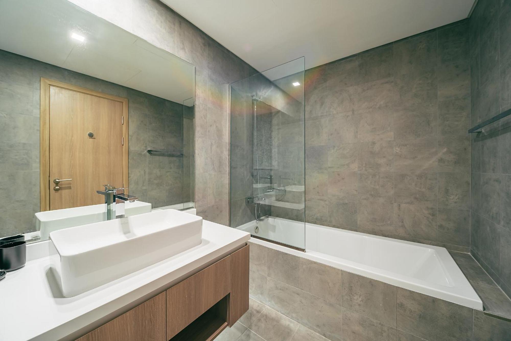 Lux 1br Direct Access To Marina 4 People Apartment Dubai