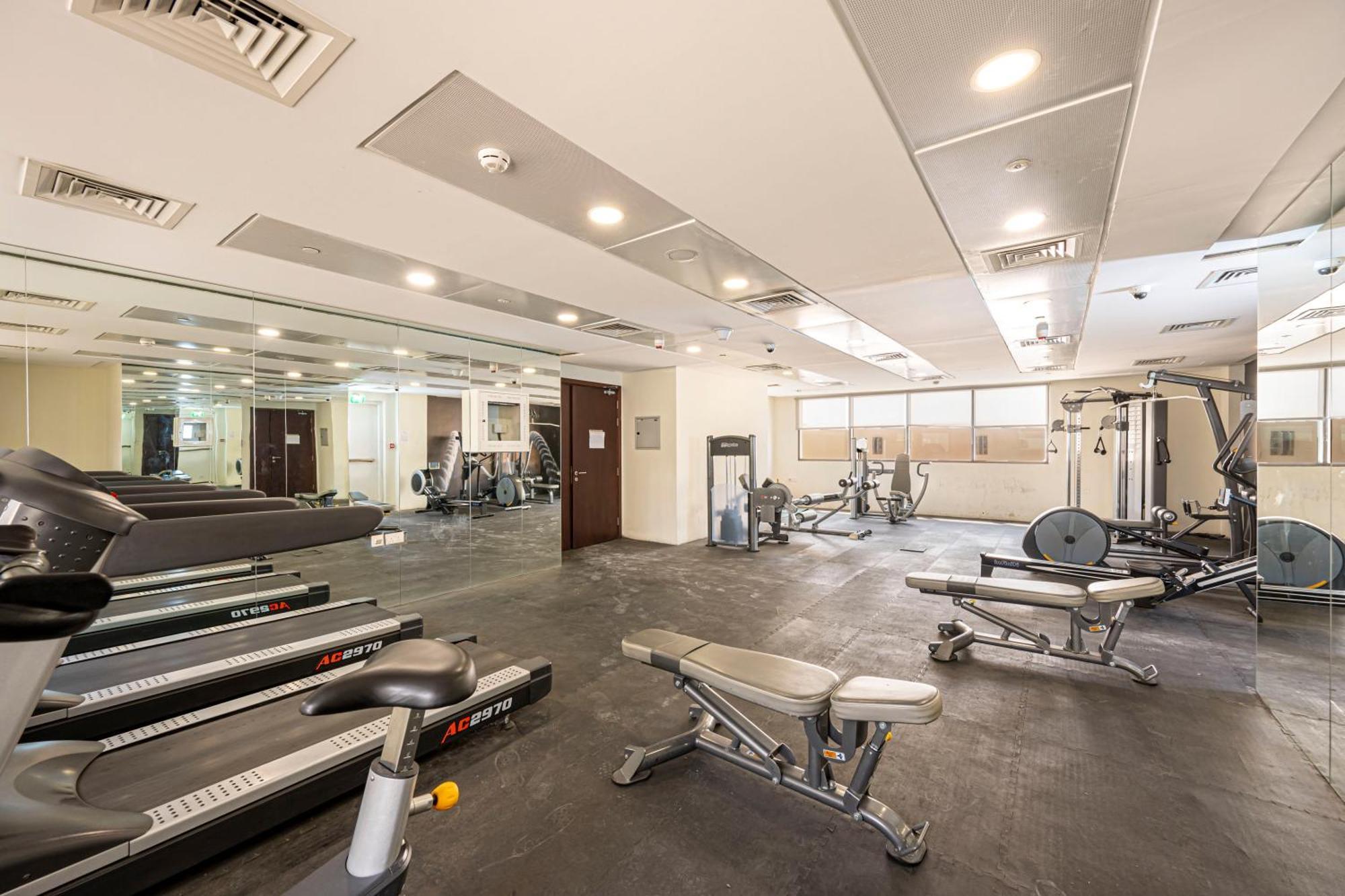 Apartment Trendy Dubailand For Stylish Travelers