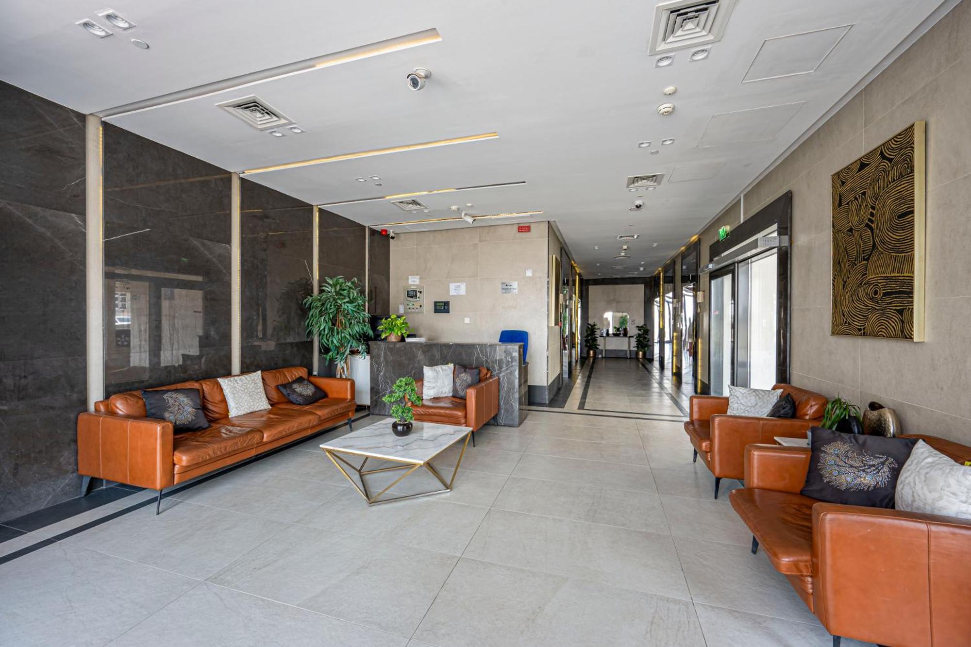 Apartment Trendy Dubailand For Stylish Travelers Dubai