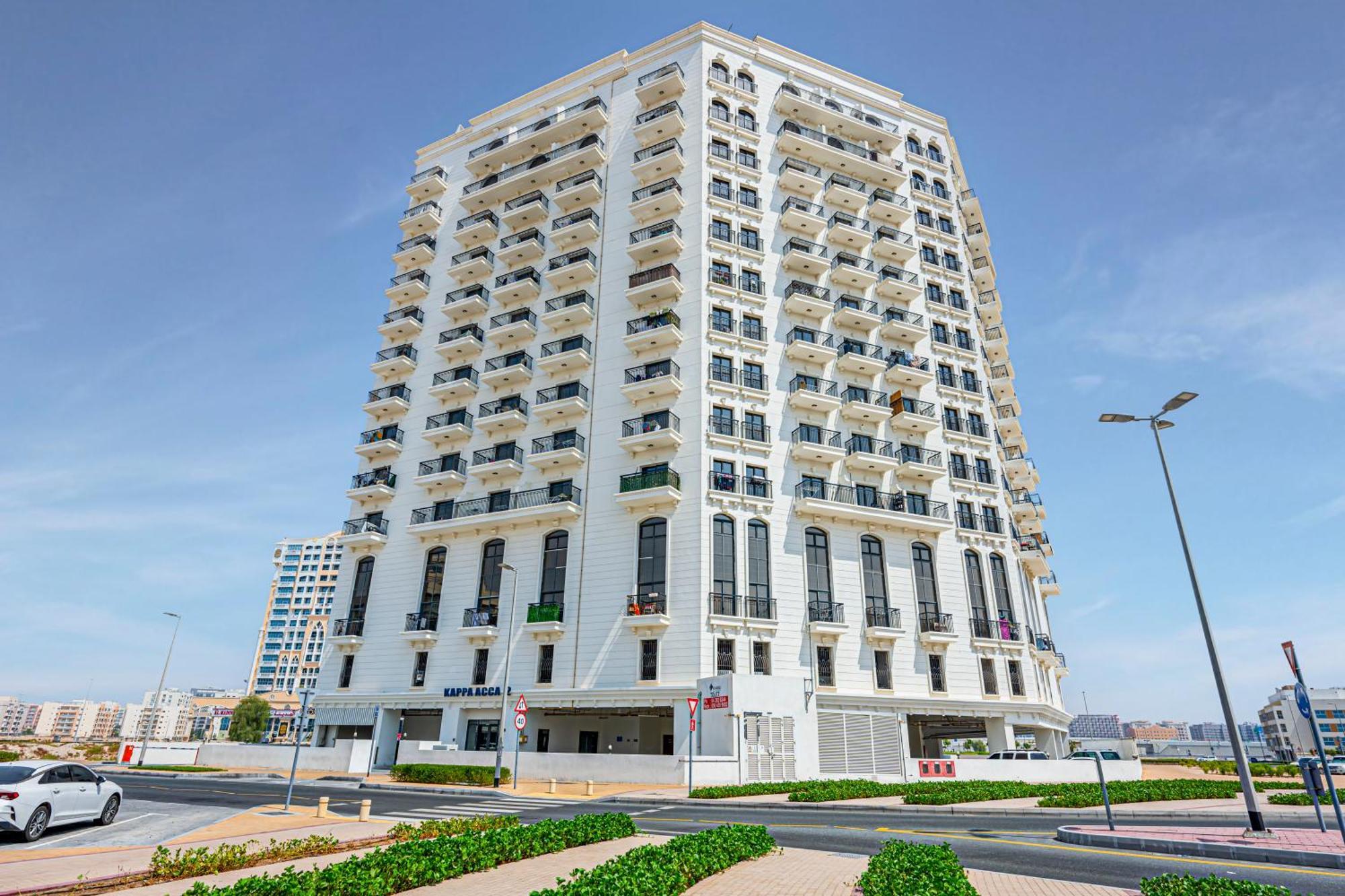 Apartment Trendy Dubailand For Stylish Travelers Dubai