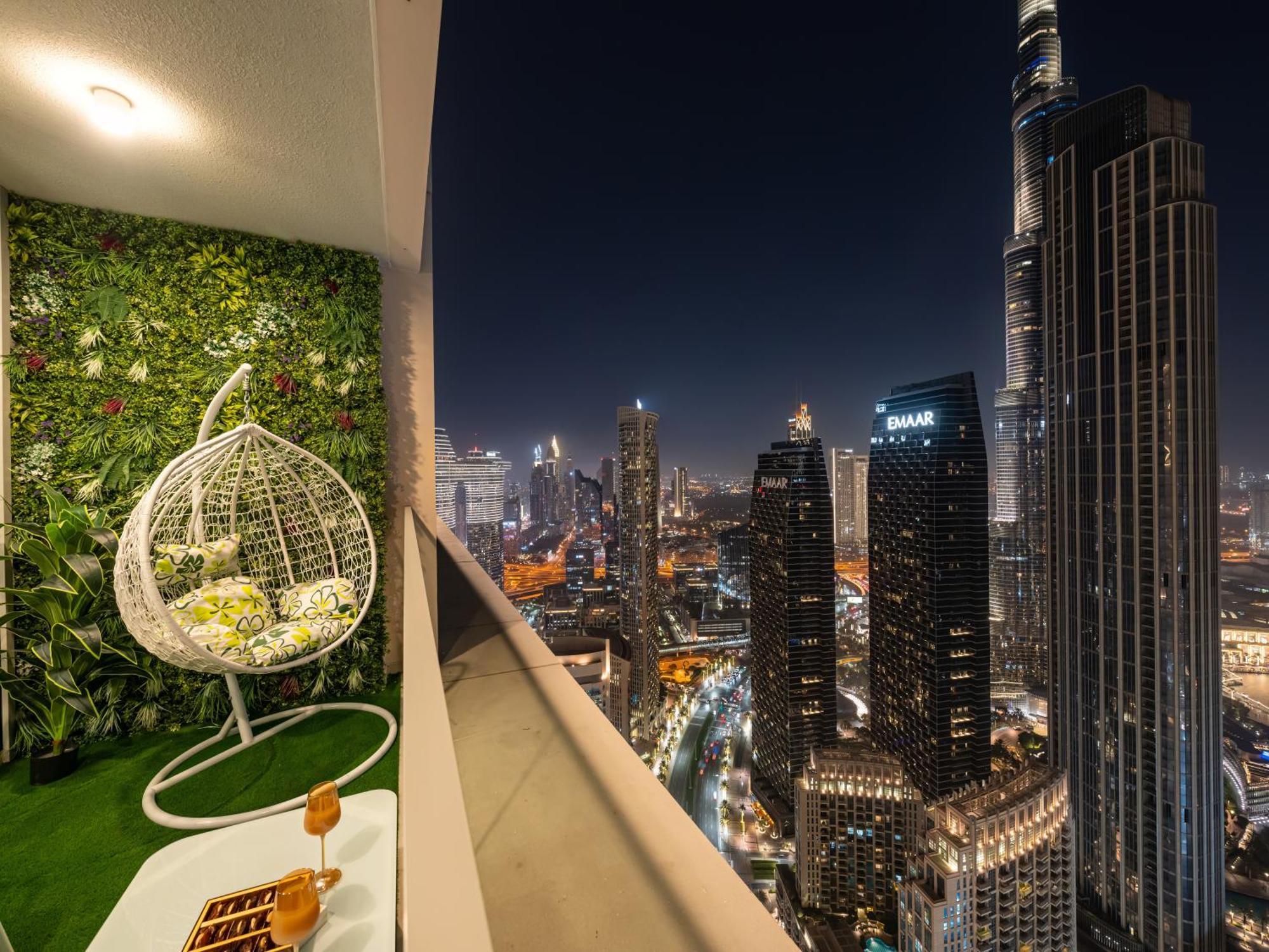 Burj Khalifa Bliss I 4 Bedroom I Burj Khalifa & Fountain Views I Free Gym, Pool, Parking, Wi-fi And Ps5 I By Skyline Serenity Apartemen