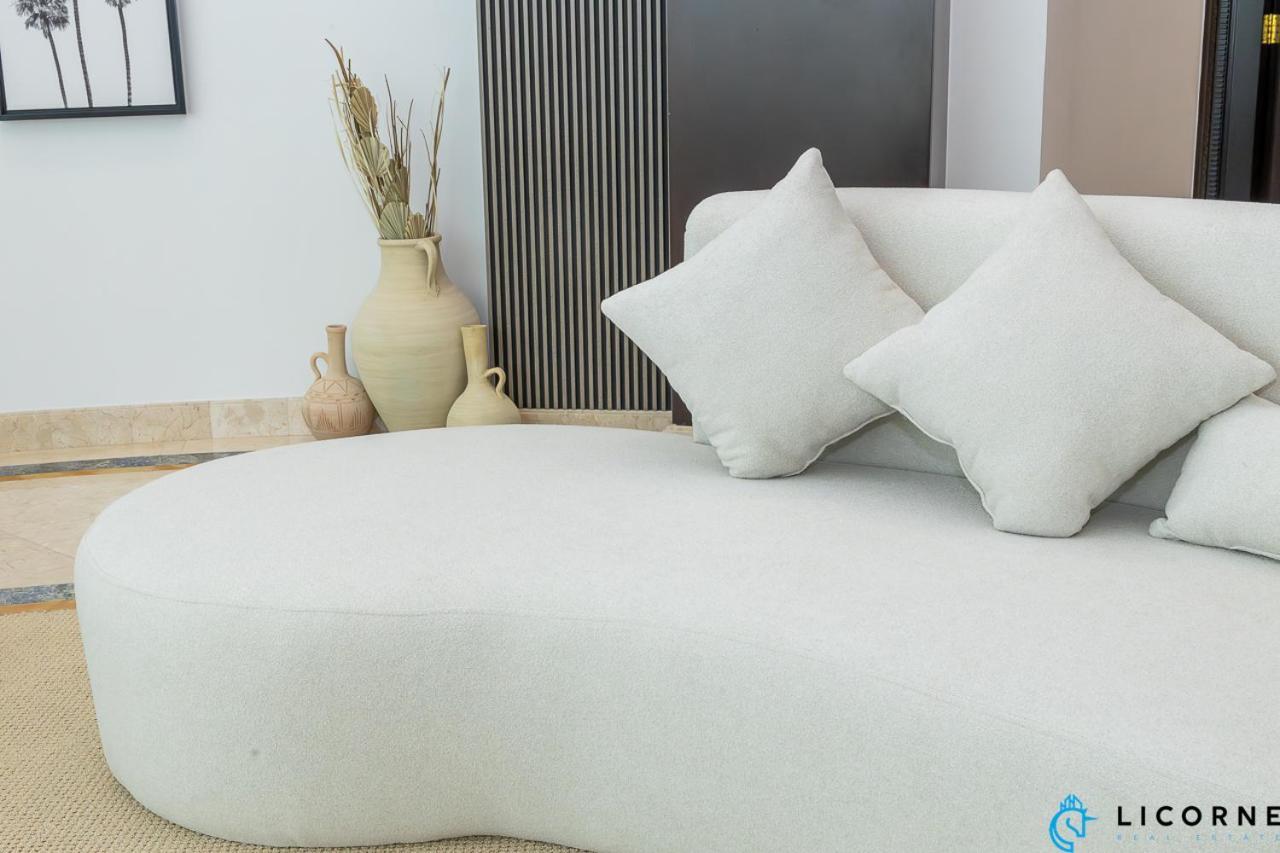 Sunset Beach Oasis - Private & Shared Ostello
