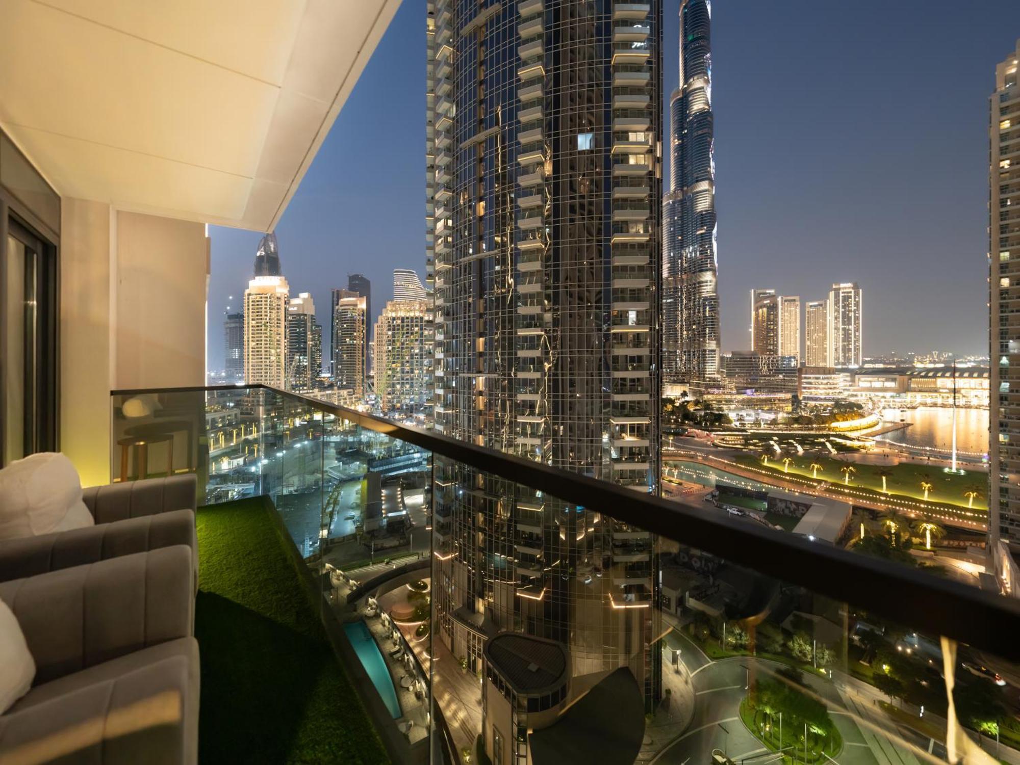 Apartamento Exquisite 2 Bedroom I Burj Khalifa & Fountain Views I Free Gym, Pool, Parking, Wi-fi And Ps5 I By Skyline Serenity *