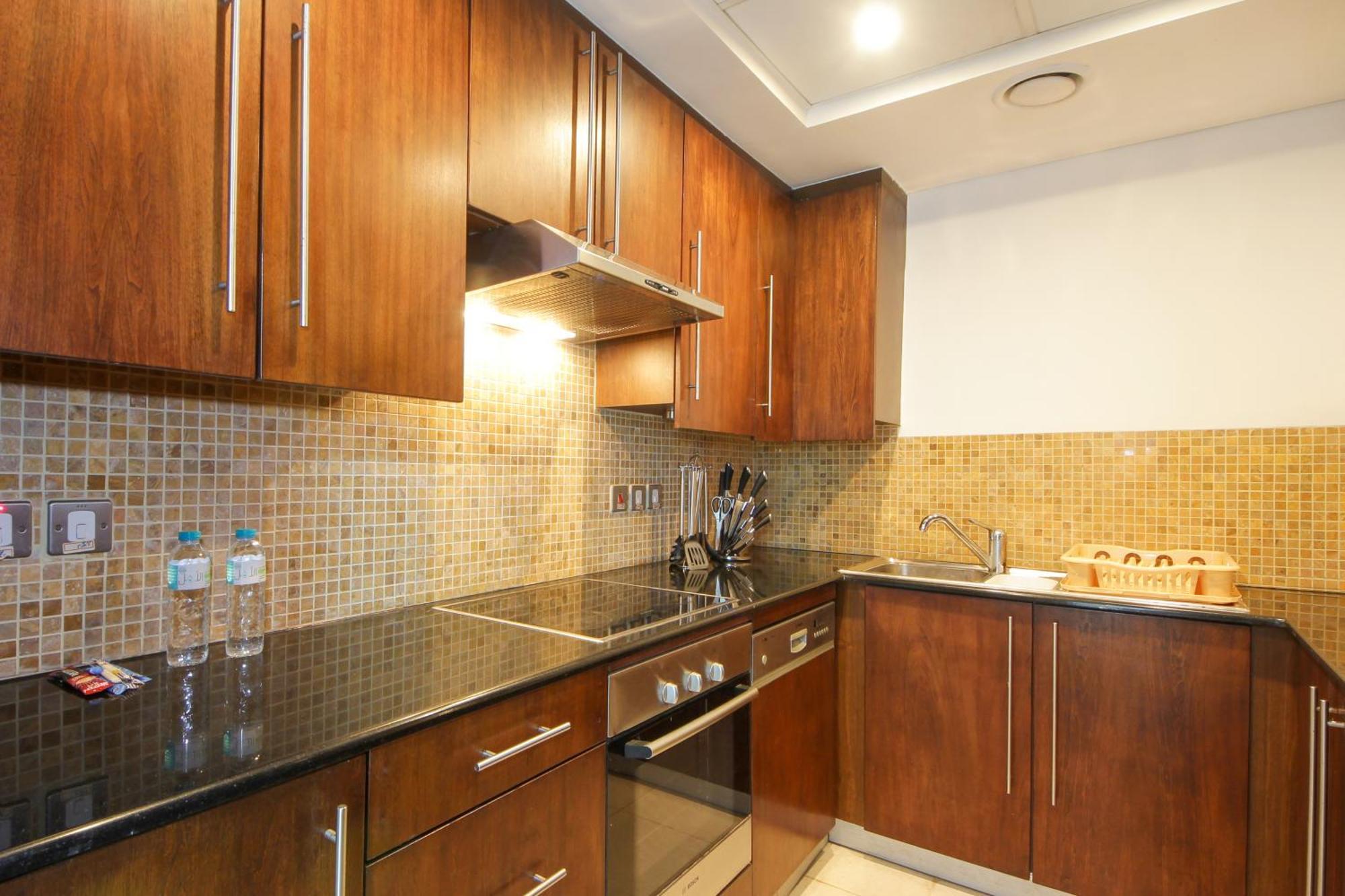 Spacious 1bhk In Downtown 8 Blvd Dubaï
