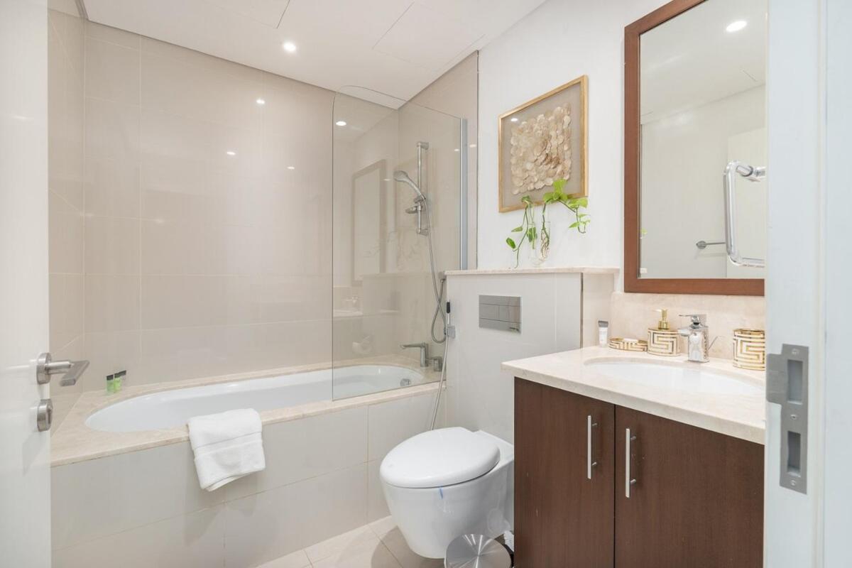 Apartamento Bright And Chic 2-bedrooms In Downtown Near Burj Khalifa And Mall!