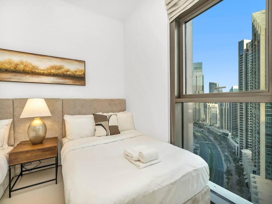 2br-fountain & Burj Khalifa View - Near Mall * Dubái