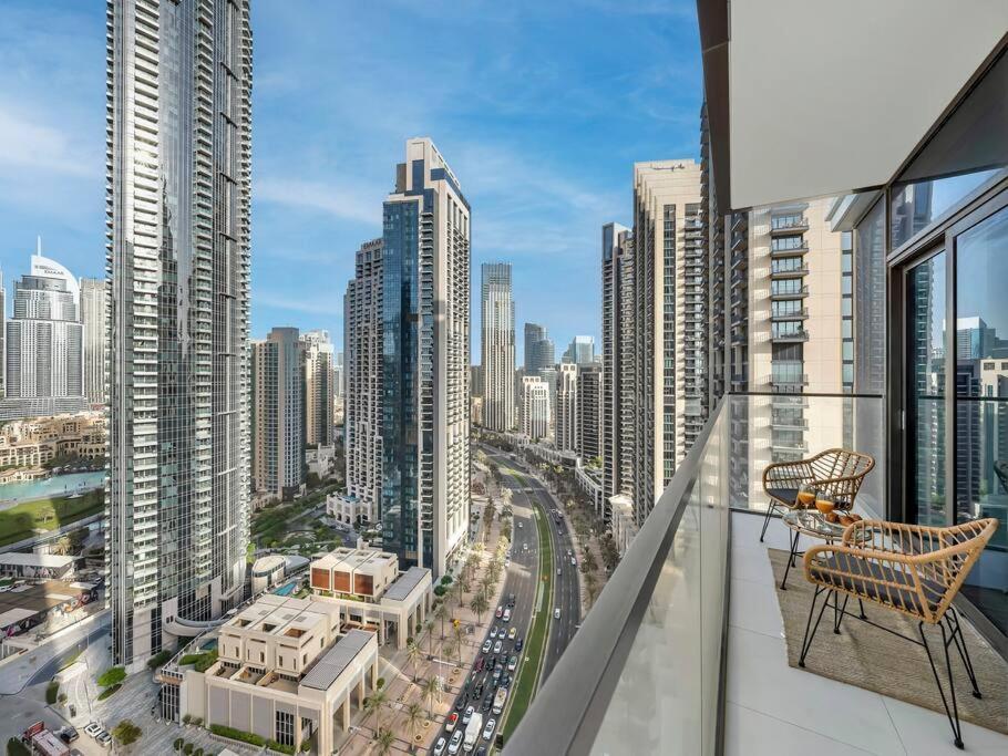 2br-fountain & Burj Khalifa View - Near Mall Apartamento Dubái
