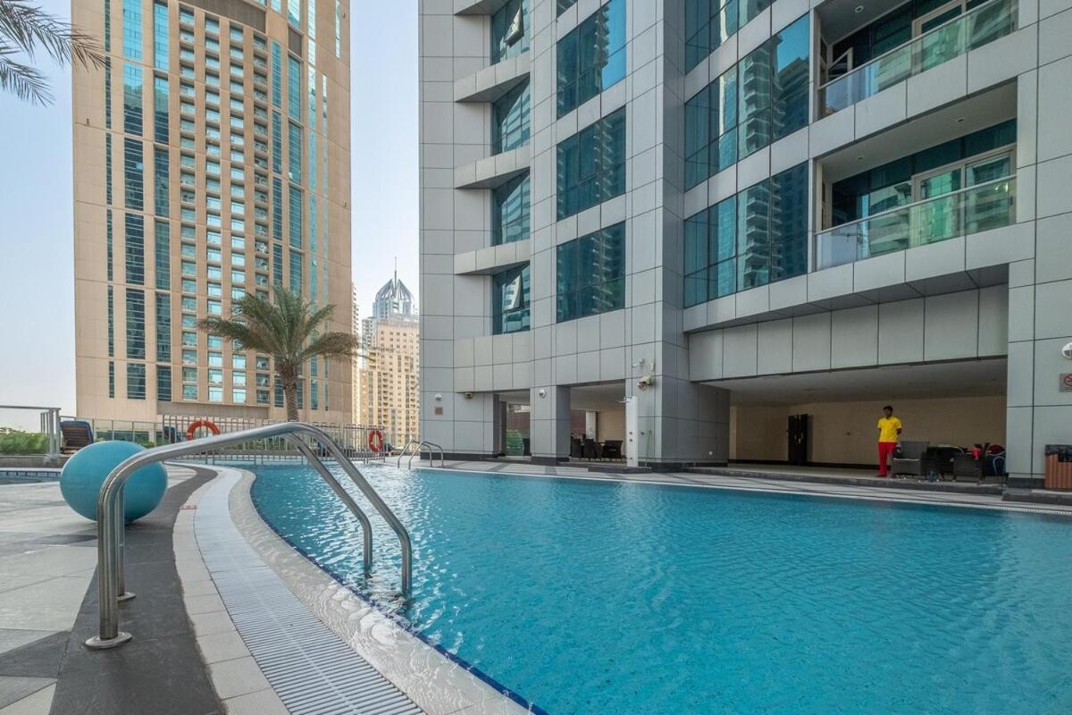 Exquisite 2-bedrooms At The Torch Tower In Marina Near The Beach! Apartamento Dubái