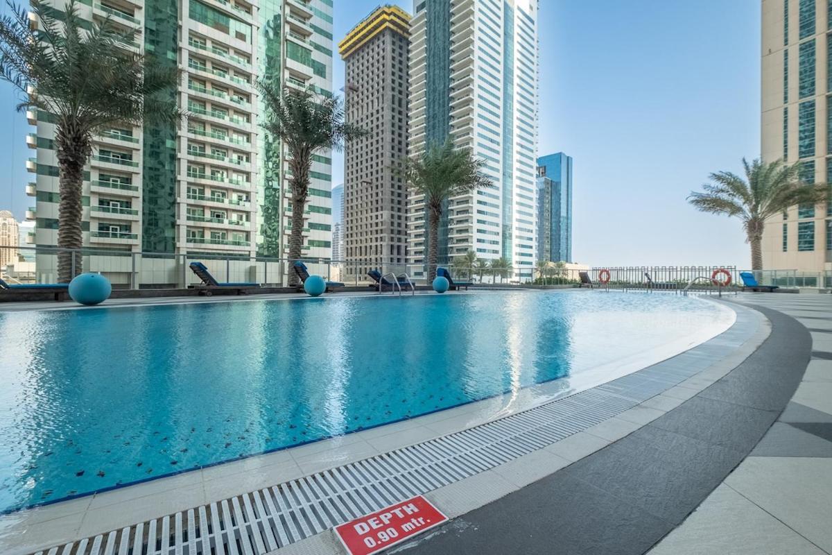 Apartamento Exquisite 2-bedrooms At The Torch Tower In Marina Near The Beach! Dubái