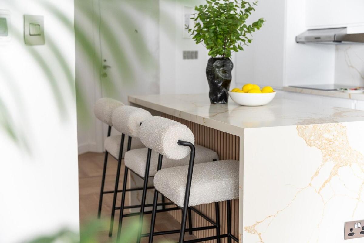 Exquisite 2-bedrooms At The Torch Tower In Marina Near The Beach! Dubái