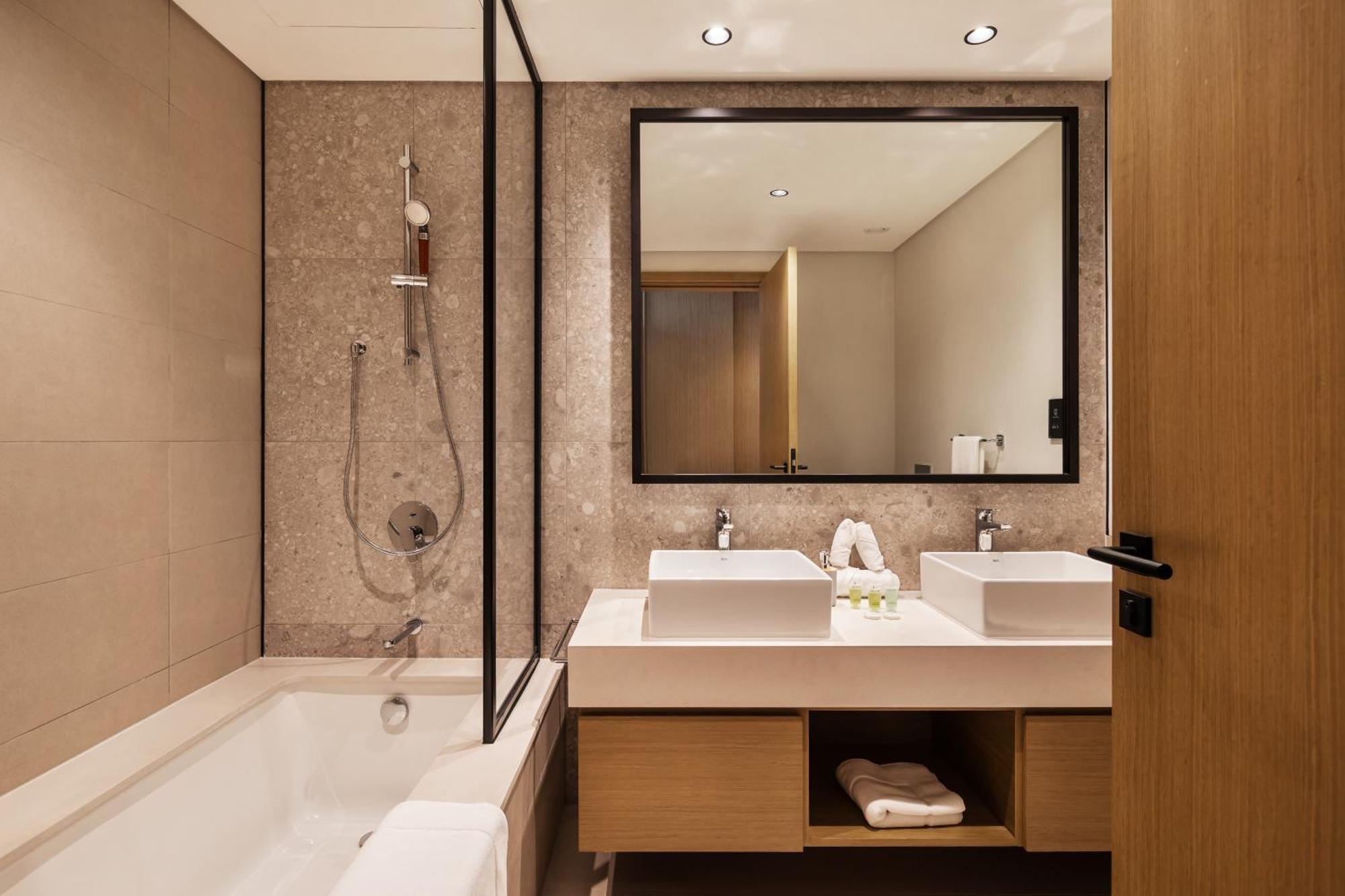 Prestige 2 Bedroom In Golf Hills Apartemen Dubai