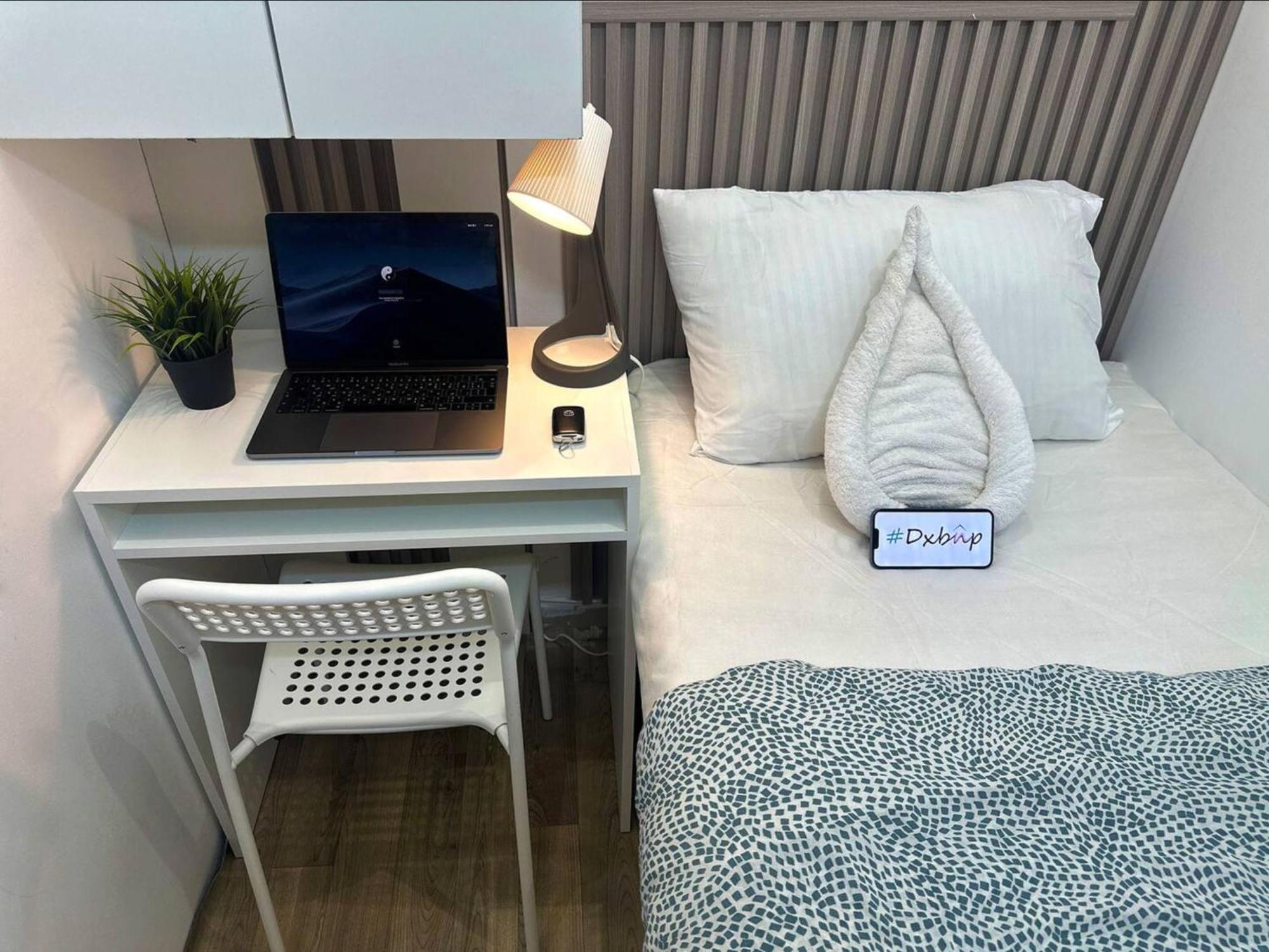 Cozy Partition For Travelers In Tecom