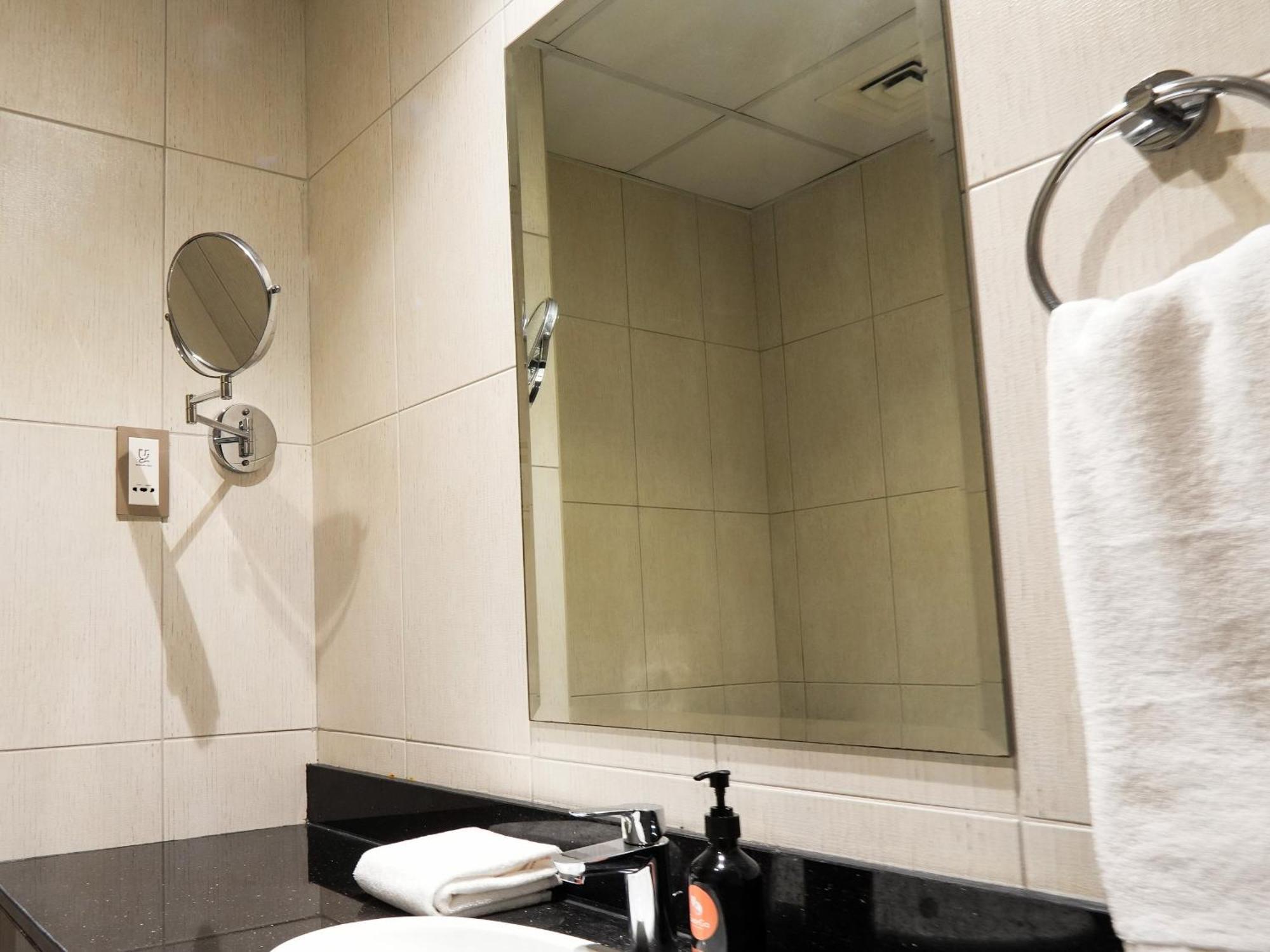 Easygo - Cozy Stu In Damac Ghalia Jvc *